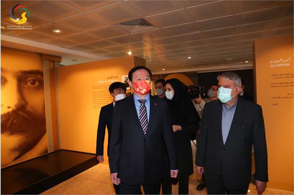 بازدید سفیر کشور چین و هیئت همراه از موزه ملی ورزش، المپیک، پارالمپیک