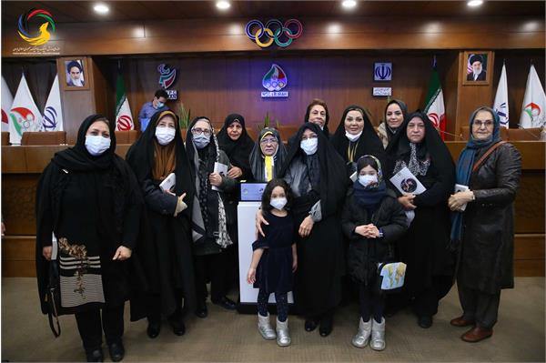 مراسم رونمایی از سردیس چهره ماندگار ورزش ایران سرکار خانم طاهره طاهریان