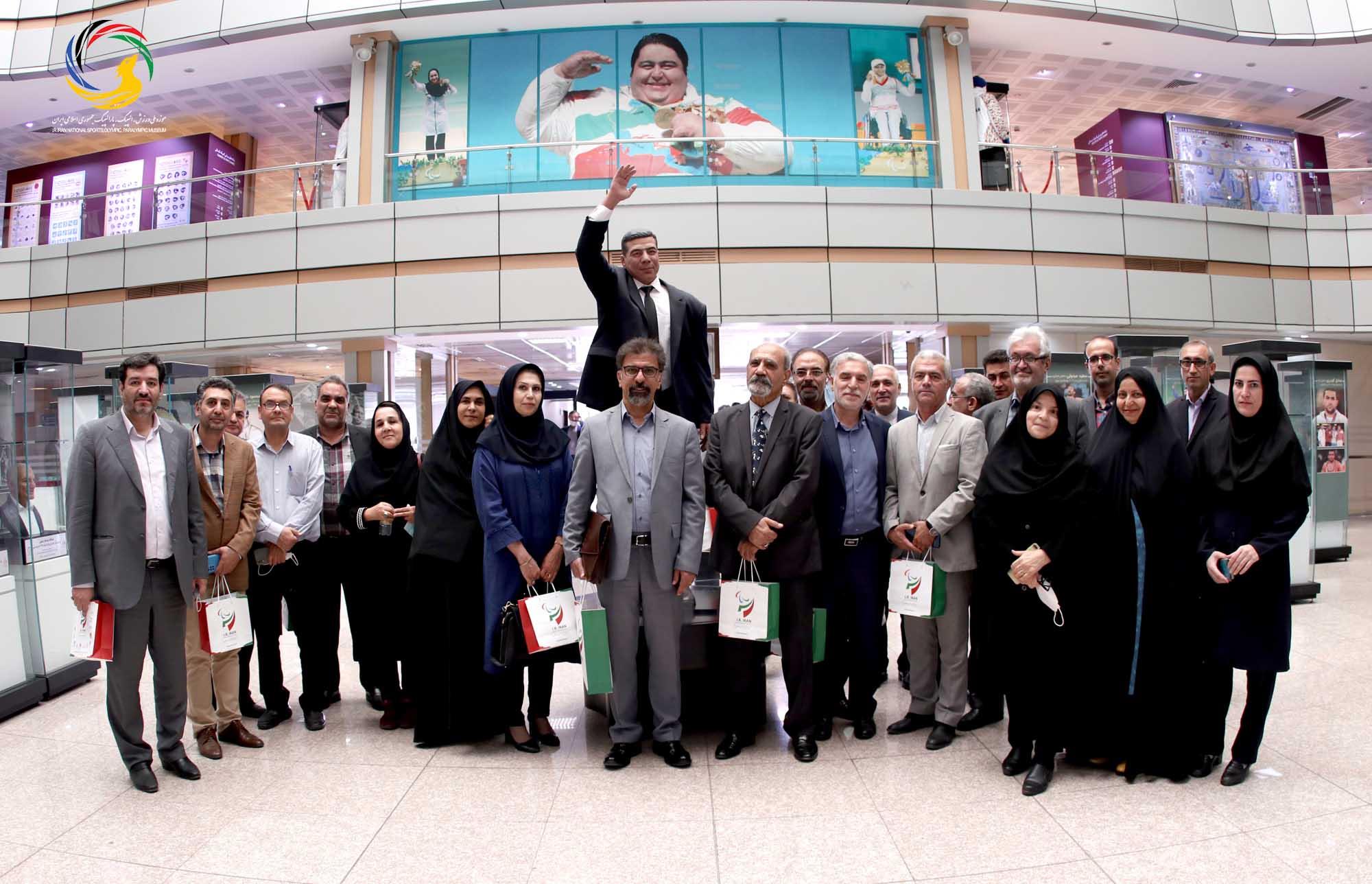 بازدید ذیحسابان و مدیران کل امور مالی دستگاه های اجرایی کشور از موزه ملی ورزش، المپیک، پارالمپیک