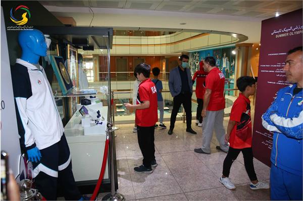 بازدید بازیکنان تیم ملی تنیس روی میز هوپس ایران و بازیکنان تیم ملی تنیس روی میز هوپس، نوجوانان و جوانان عمان از موزه ملی ورزش، المپیک، پارالمپیک