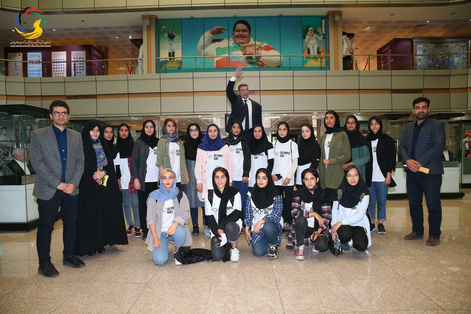 بازدید دانشجویان دانشکده تربیت بدنی دانشگاه تهران از موزه ملی ورزش، المپیک، پارالمپیک