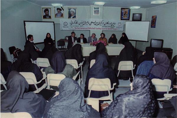 صغری نژاد نایبی _ عکس