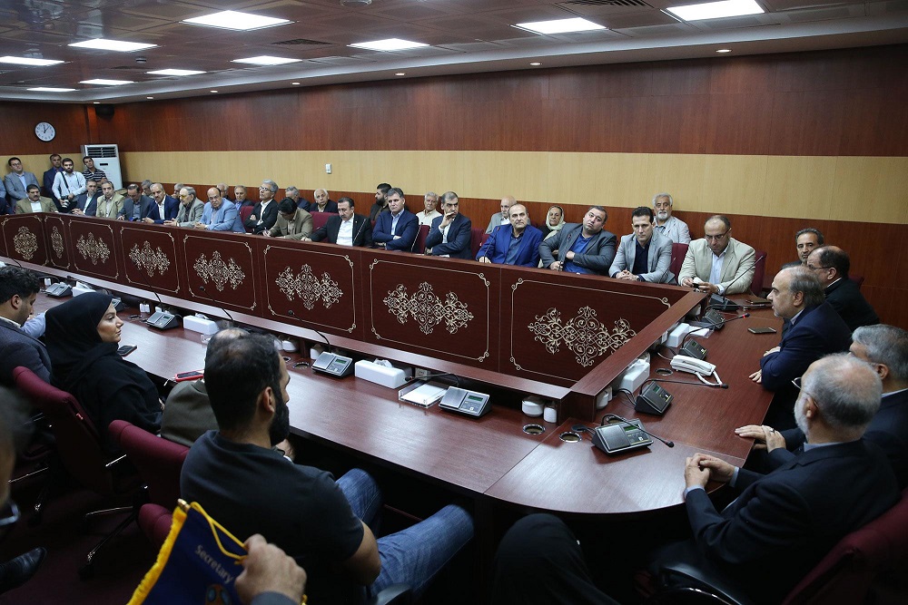 مراسم اهدا مدال و کاپ افتخارآفرینان ورزش کشور به موزه المپیک و پارالمپیک پارت دوم