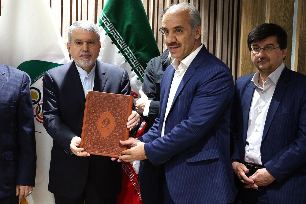 مراسم اهدا مدال و کاپ افتخارآفرینان ورزش کشور به موزه المپیک و پارالمپیک پارت دوم