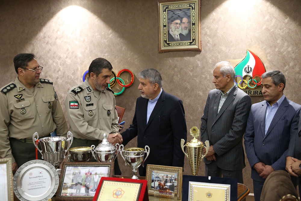مراسم اهدا مدال و کاپ افتخارآفرینان ورزش کشور به موزه المپیک و پارالمپیک پارت سوم