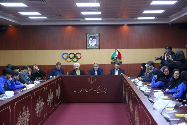 بازدید ریاست سازمان بهزیستی از موزه ملی ورزش، المپیک و پارالمپیک