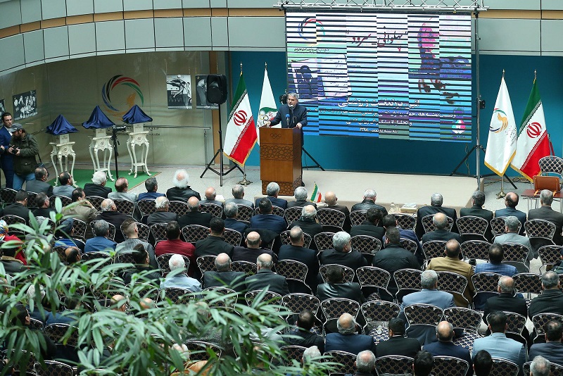 آیین بزرگداشت و رونمایی از دست نوشته های غلامرضا تختی