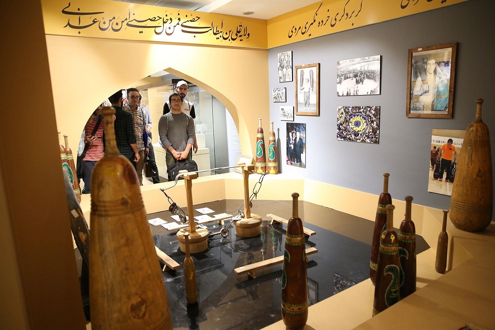 بازدید دانشجویان تربیت بدنی از موزه ملی ورزش،المپیک و پاراالمپیک