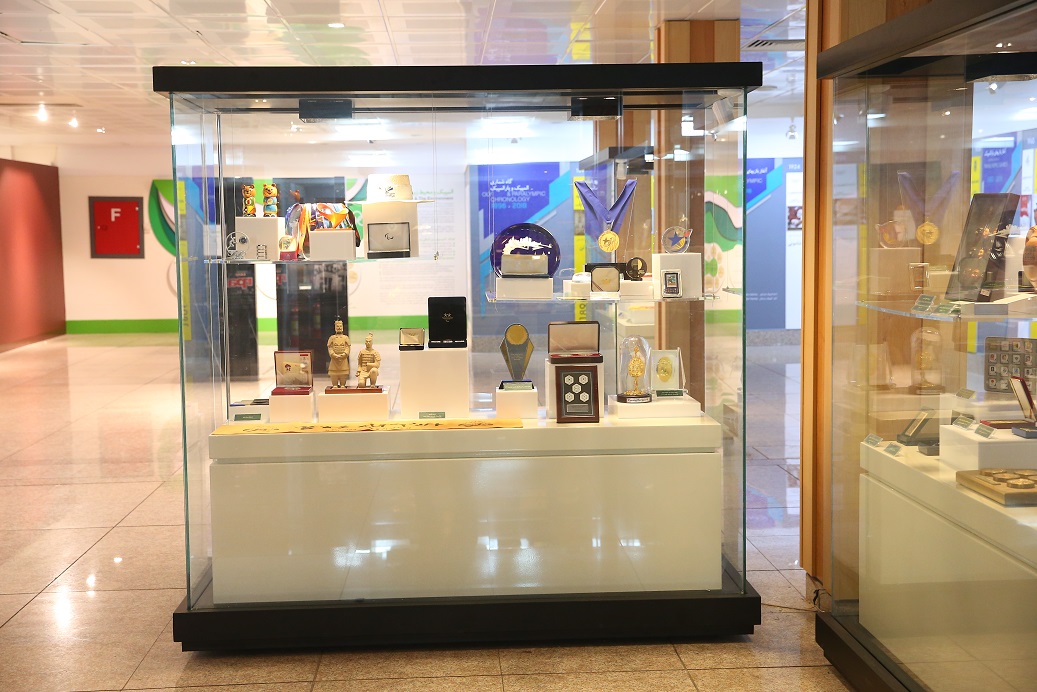 تندیس و الواح