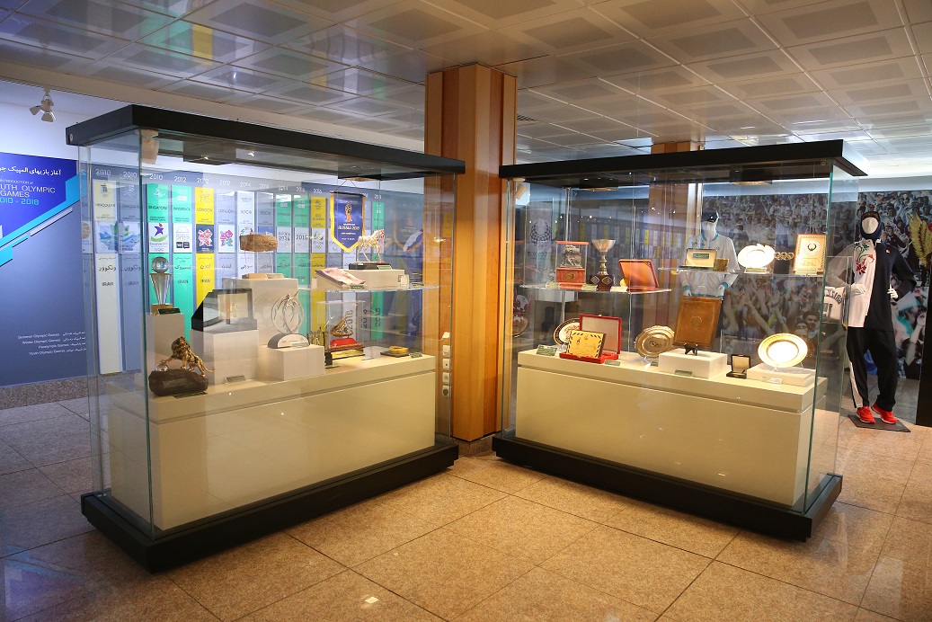 تندیس و الواح