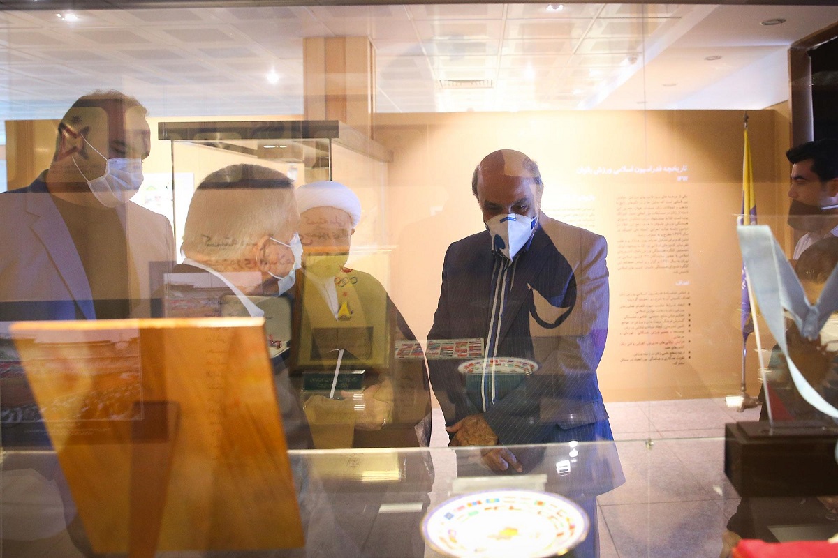 دکتر گودرزی