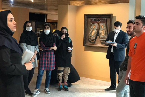 بازدید دانشجویان دانشگاه آزاداسلامی علوم وتحقیقات رشته علوم ورزشی