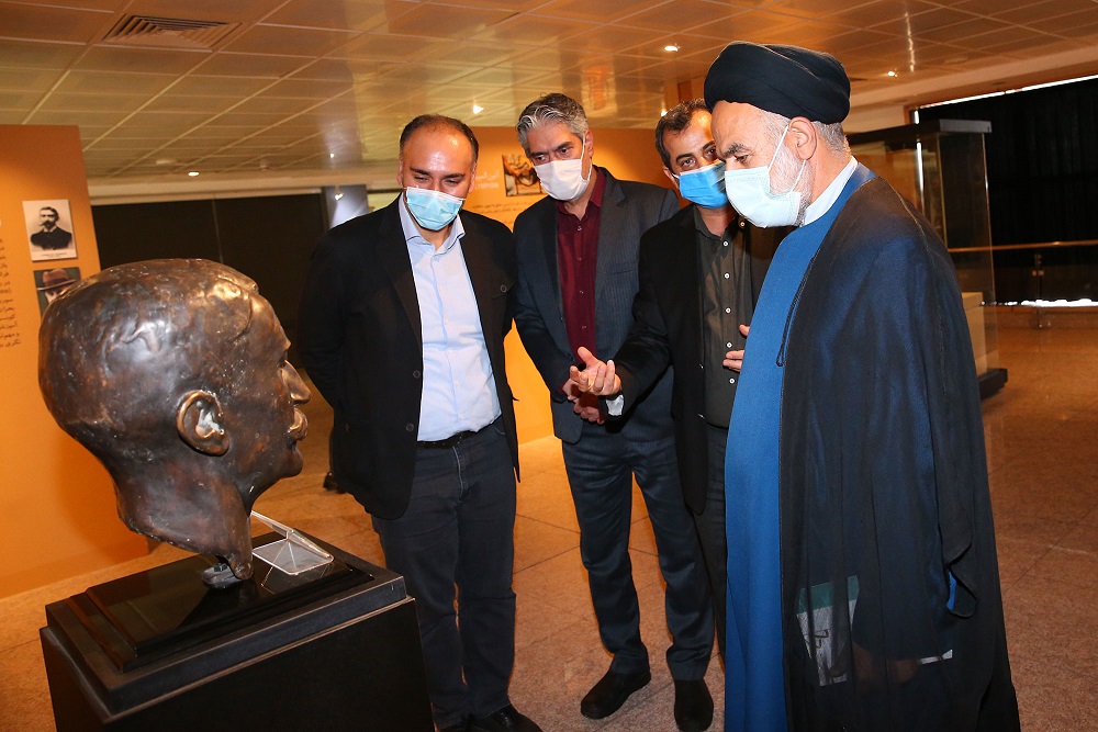 بازدید مدیرکل فرهنگی و تربیتی سازمان زندانها از موزه