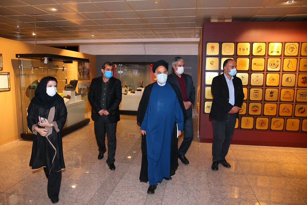 بازدید مدیرکل فرهنگی و تربیتی سازمان زندانها از موزه