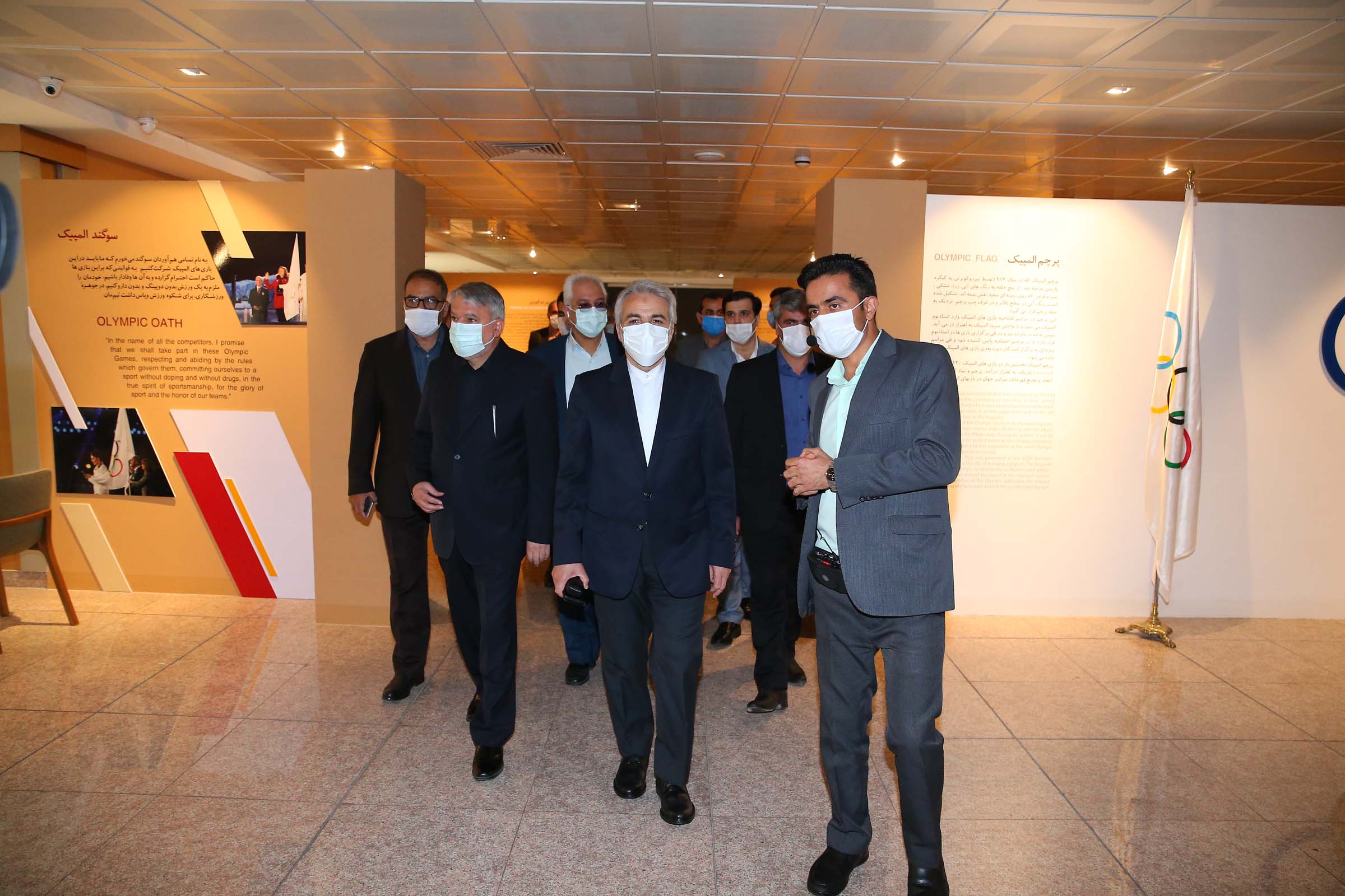 آئین رونمایی از تندیس پنج نفر از  مدال آوران تاریخ المپیک،پارالمپیک و شهدای ورزش کشور