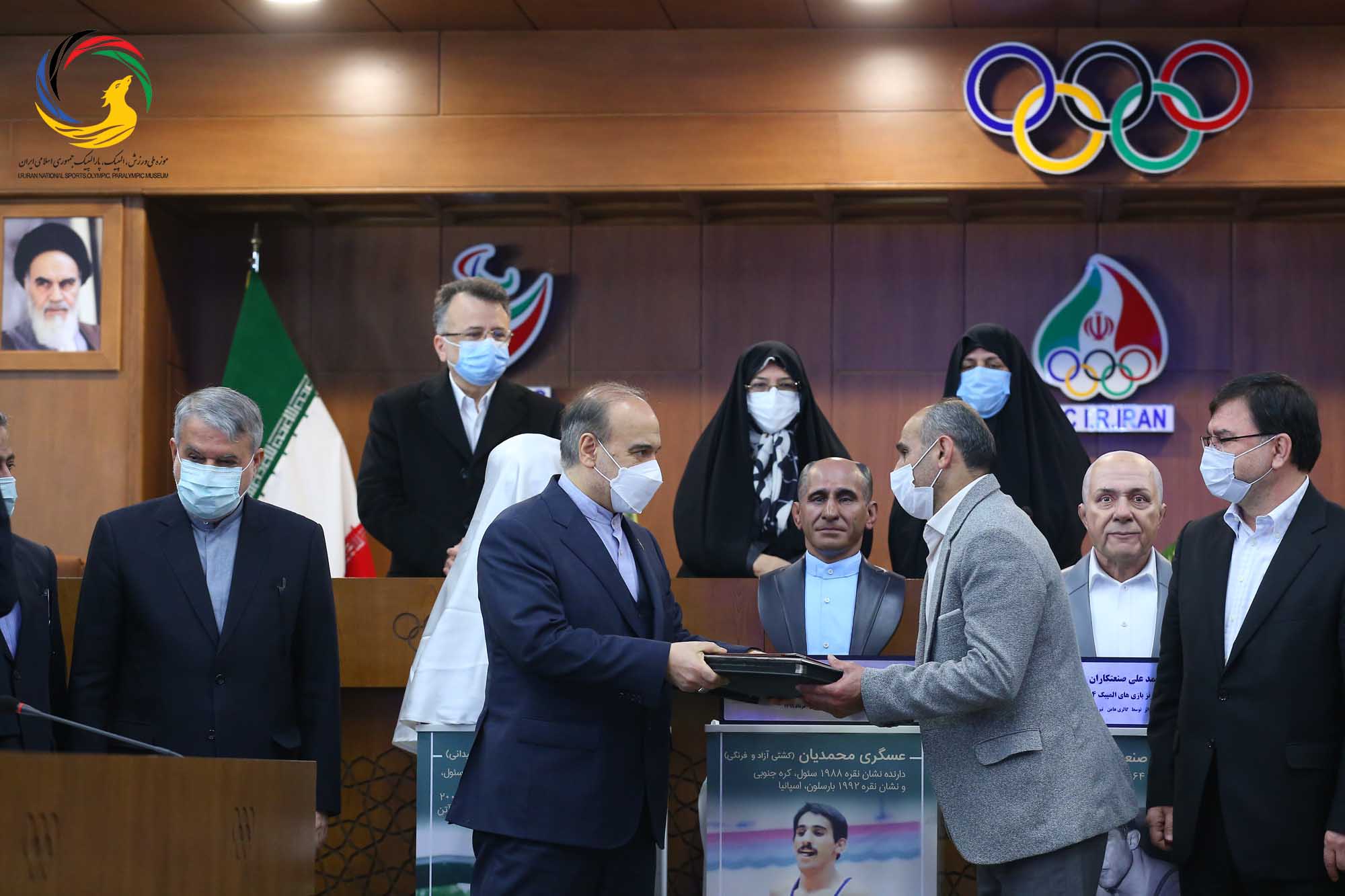 رونمایی از 5 تندیس مدال آوران تاریخ المپیک و پارالمپیک ایران 9 دی 1399