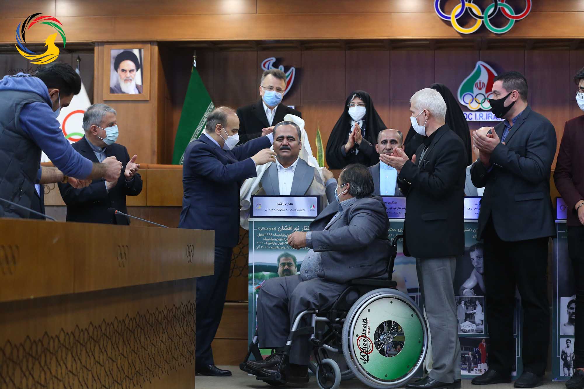 رونمایی از 5 تندیس قهرمانان ورزش کشور 9 دی 1399