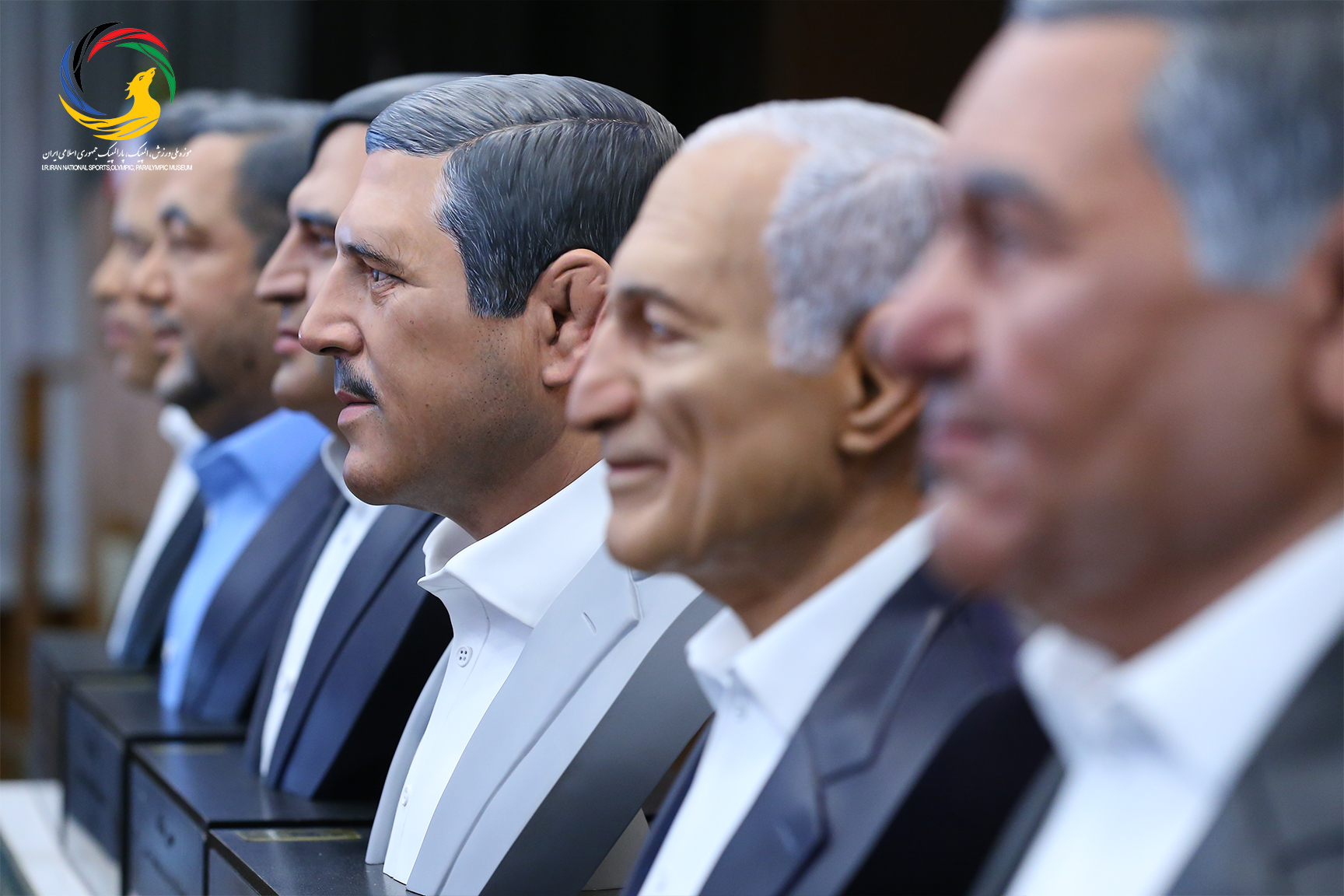 رونمایی از سردیس شش تن از قهرمانان افتخارآفرینان ورزش کشور