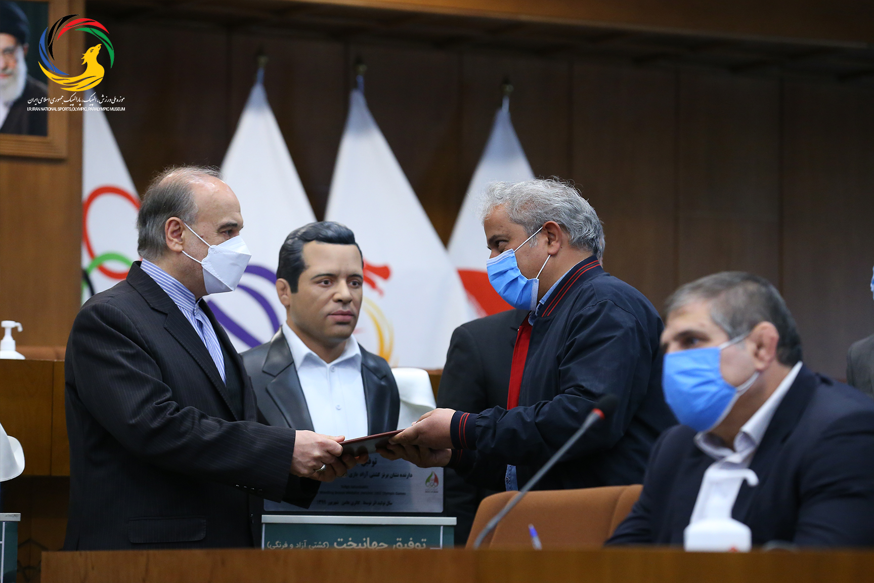 رونمایی از سردیس شش تن از قهرمانان افتخارآفرینان ورزش کشور