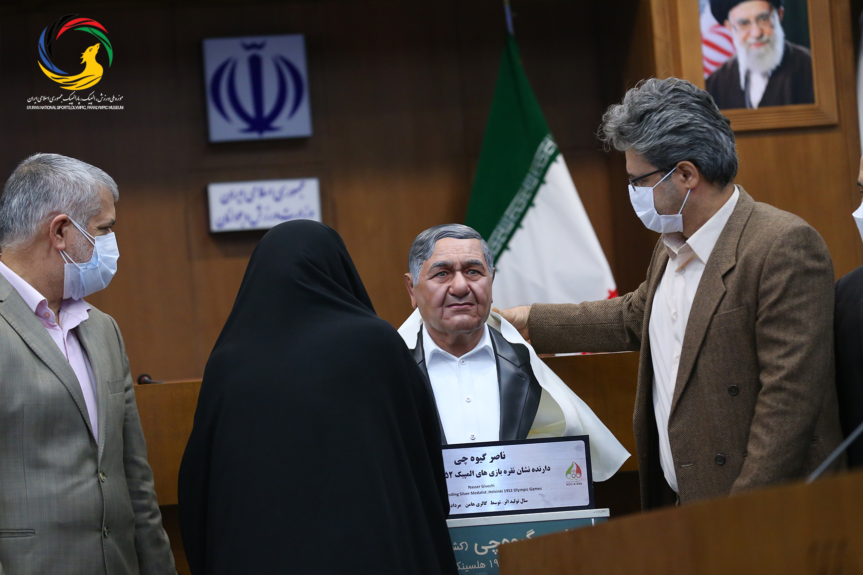 رونمایی از سردیس شش تن از قهرمانان افتخارآفرینان ورزش کشور