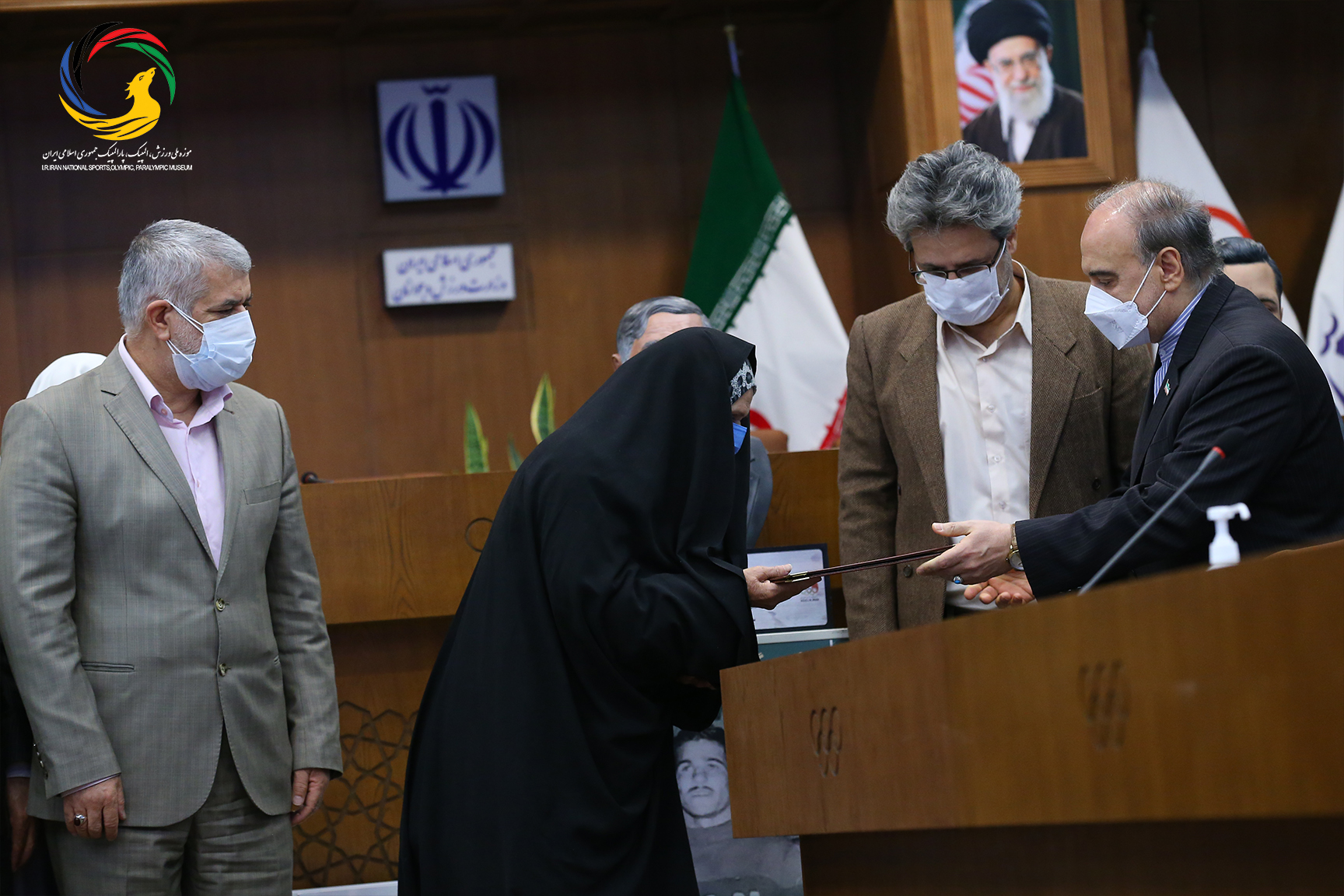 رونمایی از سردیس شش تن از قهرمانان افتخارآفرینان ورزش کشور