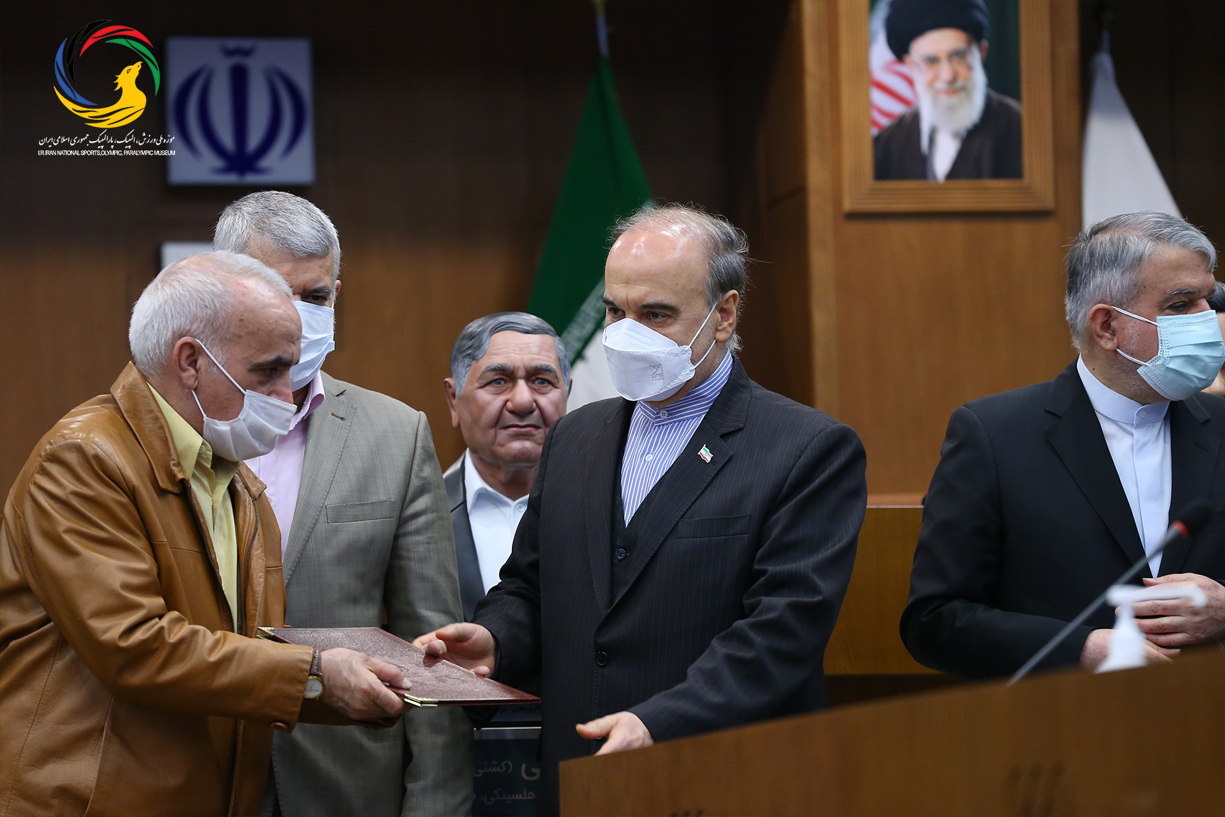 رونمایی از سردیس شش تن از قهرمانان افتخارآفرینان ورزش کشور