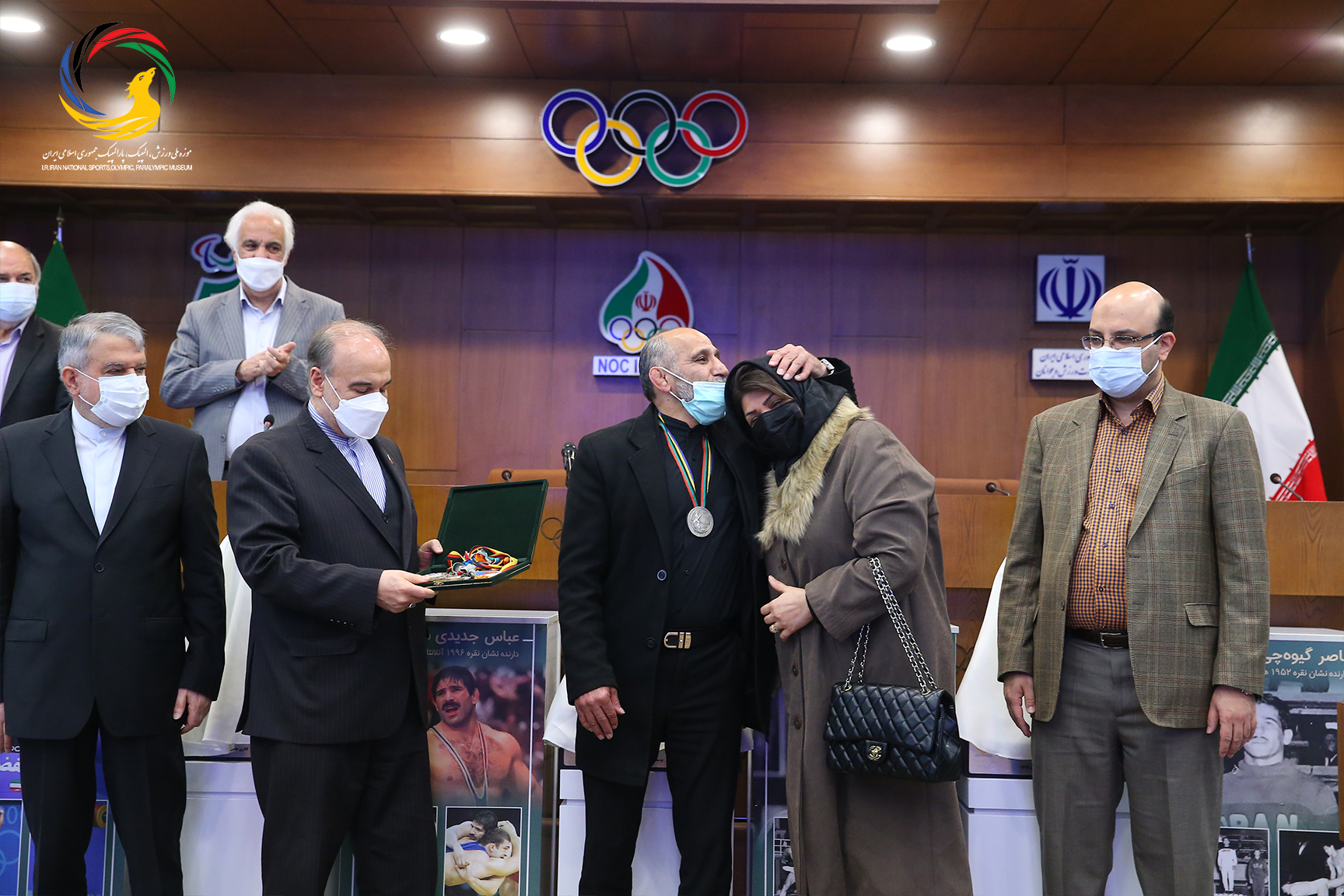 رونمایی از سردیس شش تن از قهرمانان افتخارآفرینان ورزش کشور 28 بهمن ماه 1399