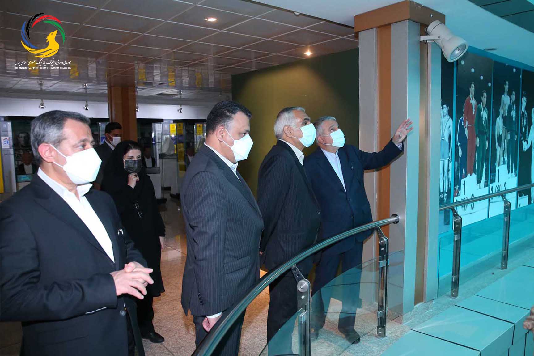 بازدید معاون وزارت تعاون، کار و رفاه اجتماعی از موزه ملی ورزش المپیک و پارالمپیک