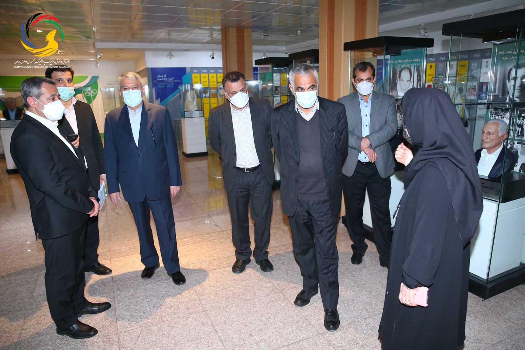 بازدید معاون وزارت تعاون، کار و رفاه اجتماعی از موزه ملی ورزش المپیک و پارالمپیک