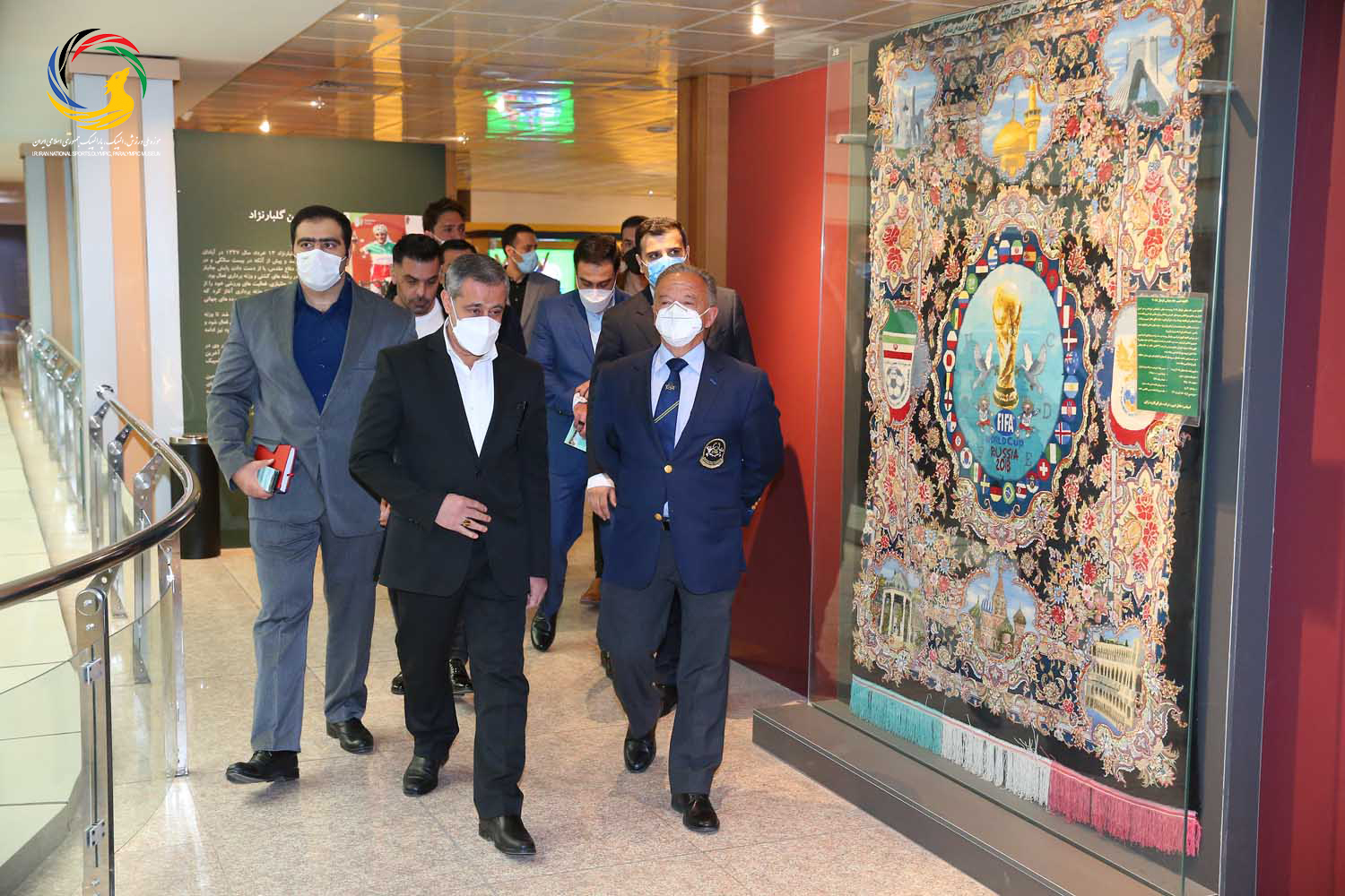 بازدید رافائل سانتونخا رئیس اسپانیایی فدراسیون جهانی از موزه ملی ورزش