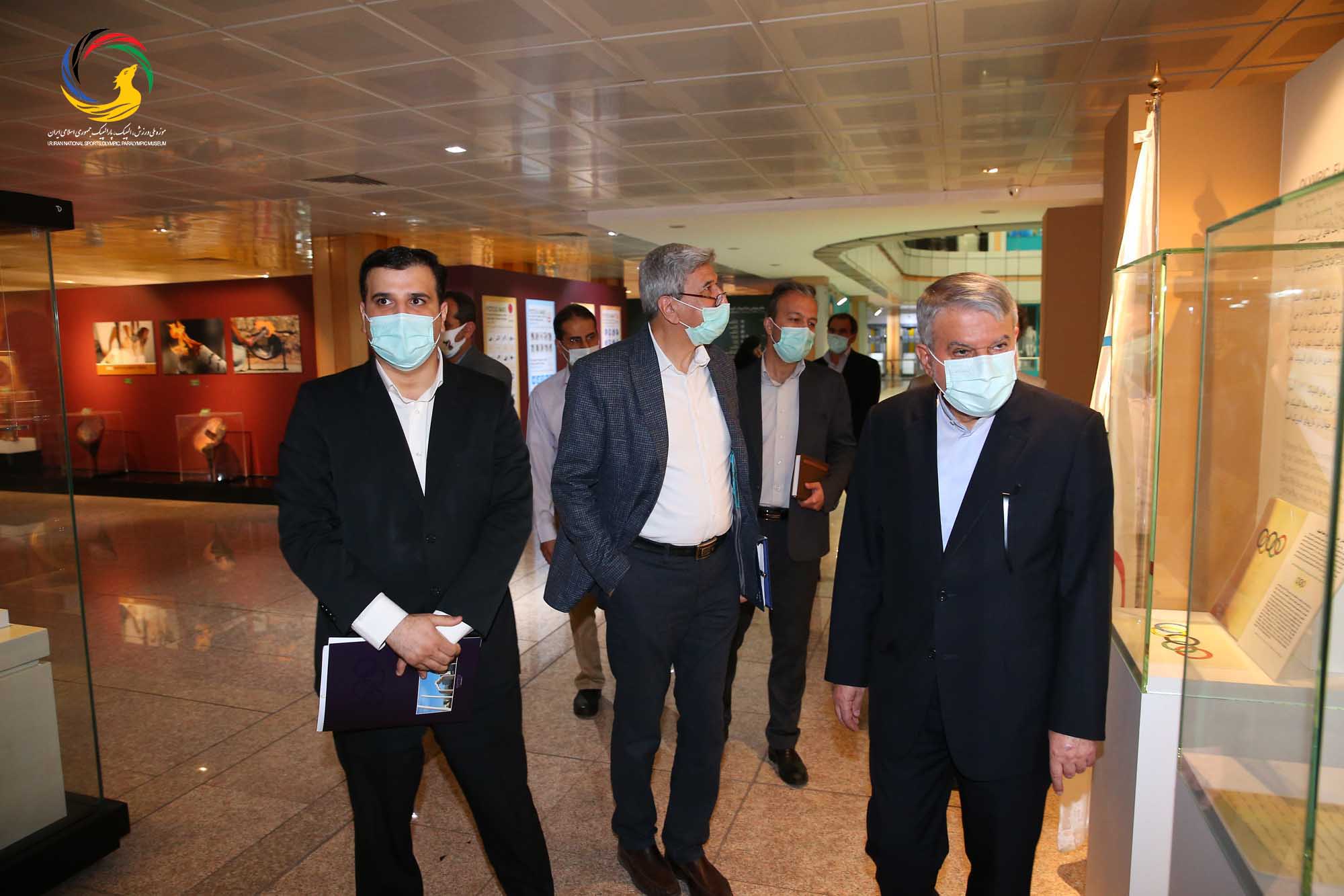 بازدید قائم مقام ریاست دانشگاه آزاد دکتر جمشید صباغ زاده در واحد علوم تحقیقات از موزه ملی ورزش