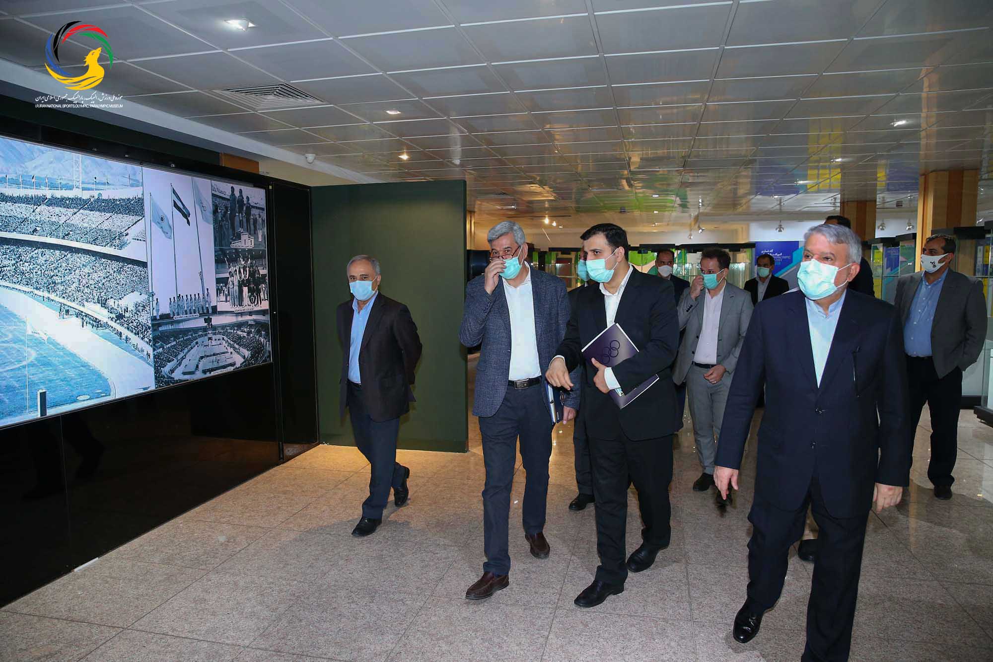 بازدید قائم مقام ریاست دانشگاه آزاد دکتر جمشید صباغ زاده در واحد علوم تحقیقات از موزه ملی ورزش