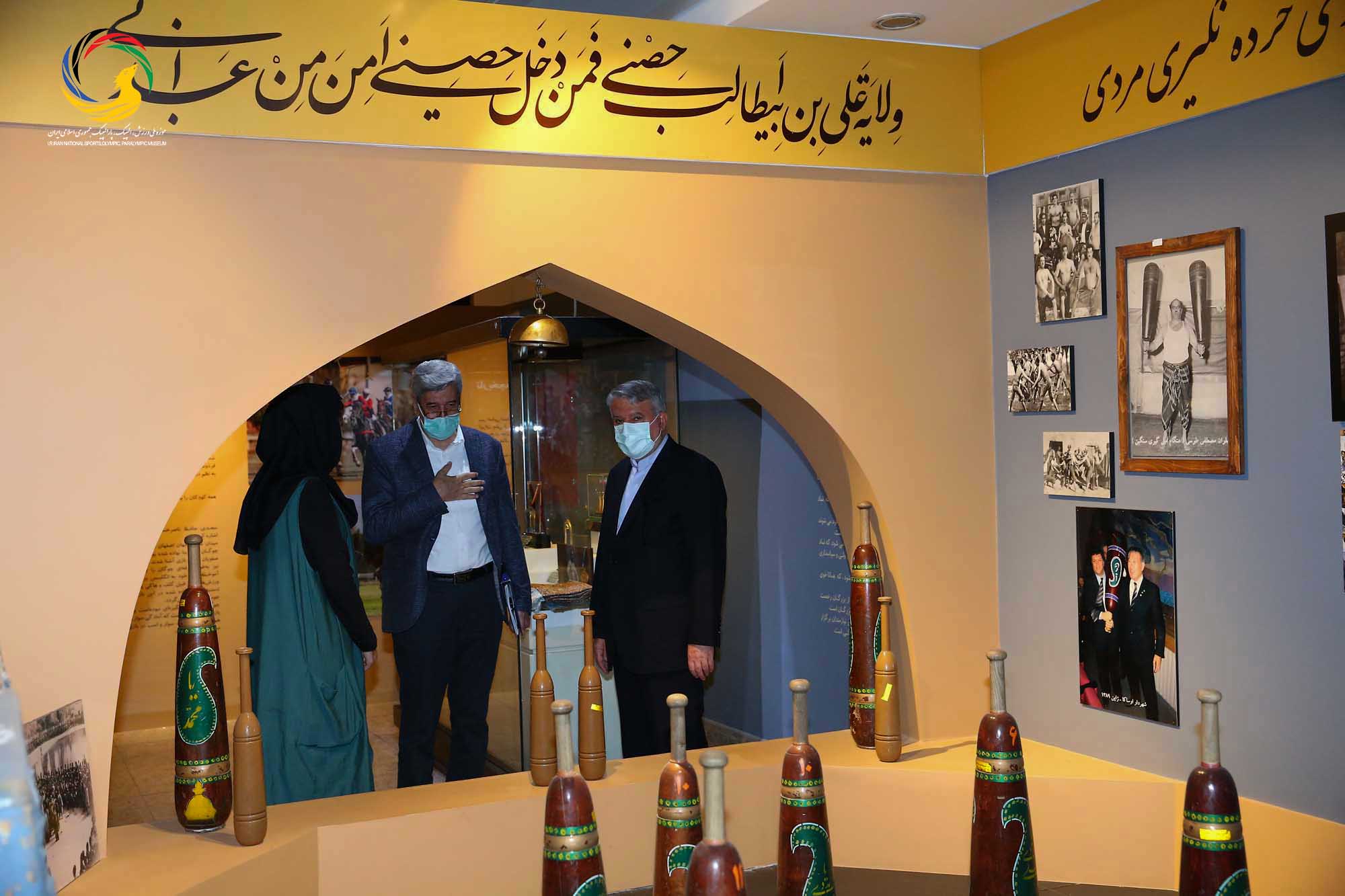 بازدید قائم مقام ریاست دانشگاه آزاد دکتر جمشید صباغ زاده در واحد علوم تحقیقات از موزه ملی ورزش