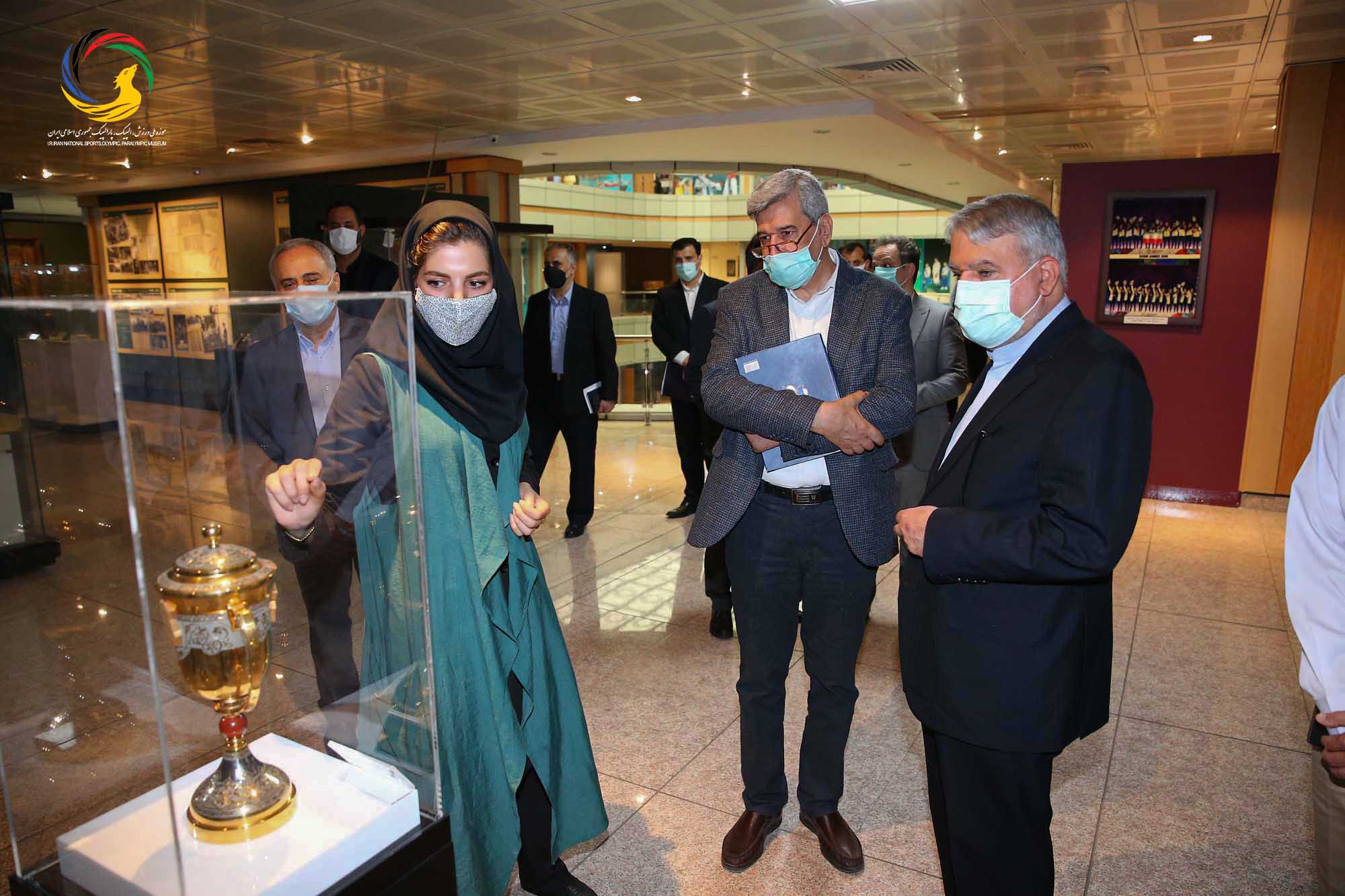 بازدید قائم مقام ریاست دانشگاه آزاد دکتر جمشید صباغ زاده در واحد علوم تحقیقات از موزه ملی ورزش