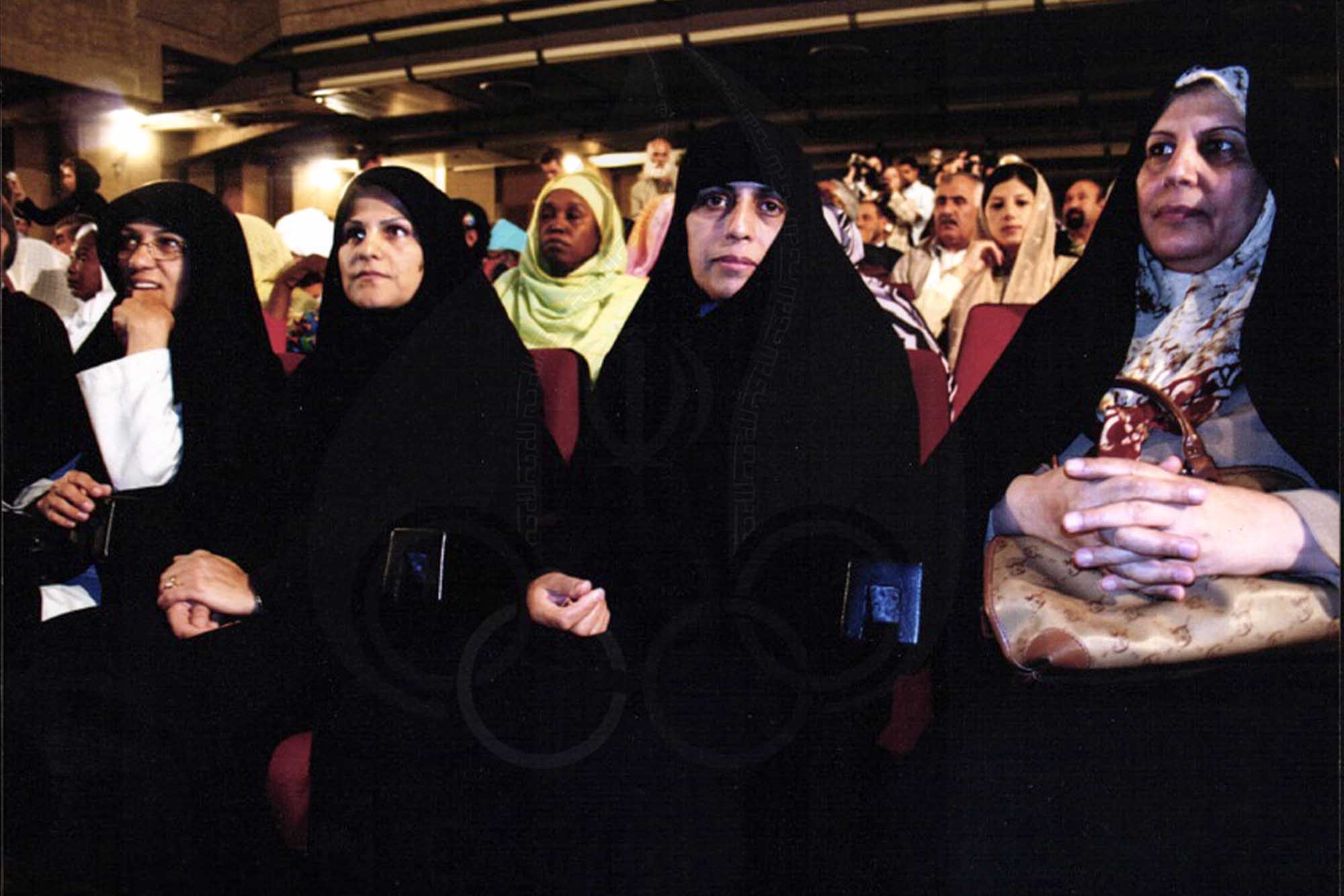 صغری نژاد نایبی _ عکس