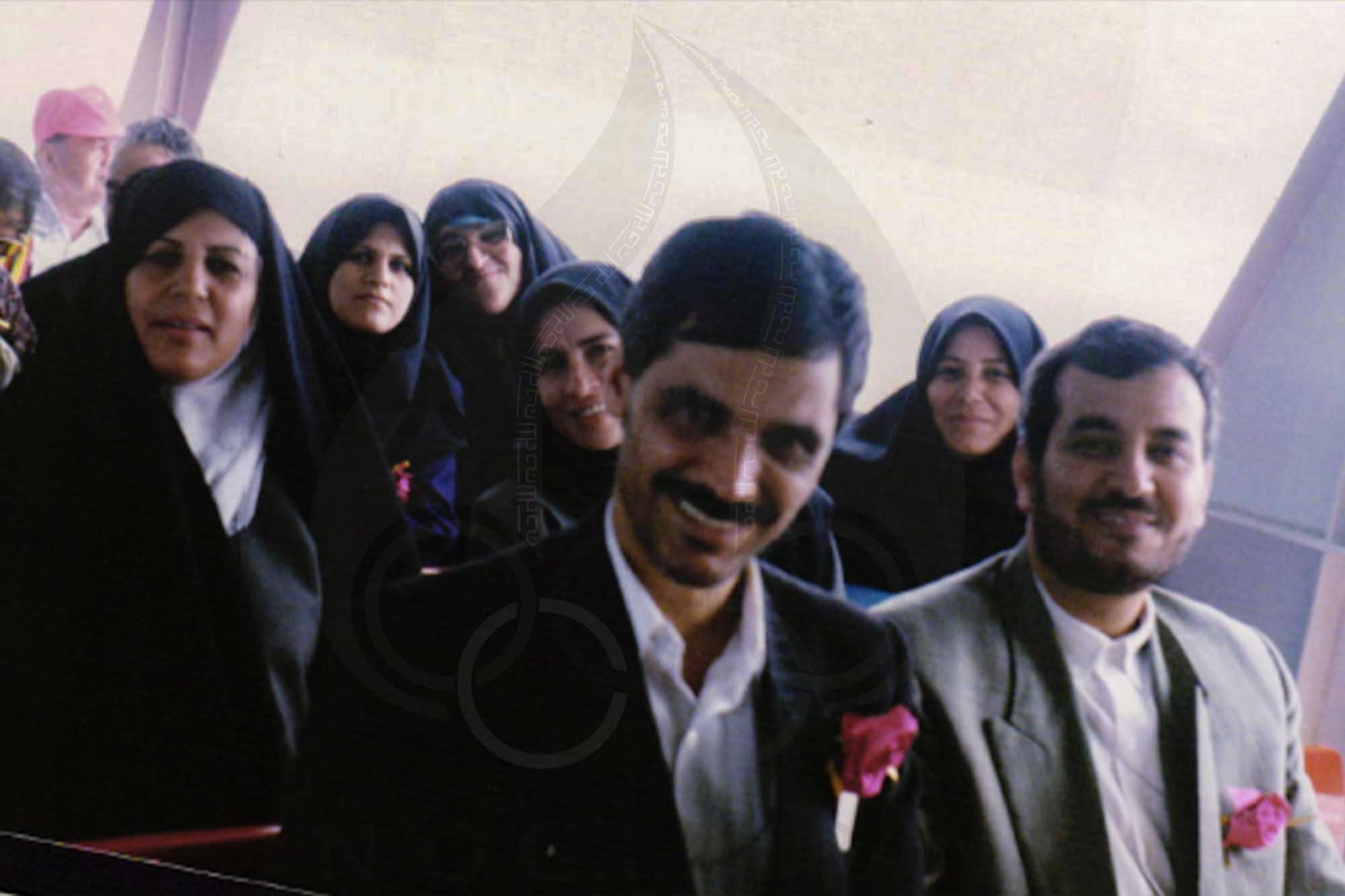 صغری نژاد نایبی _ عکس