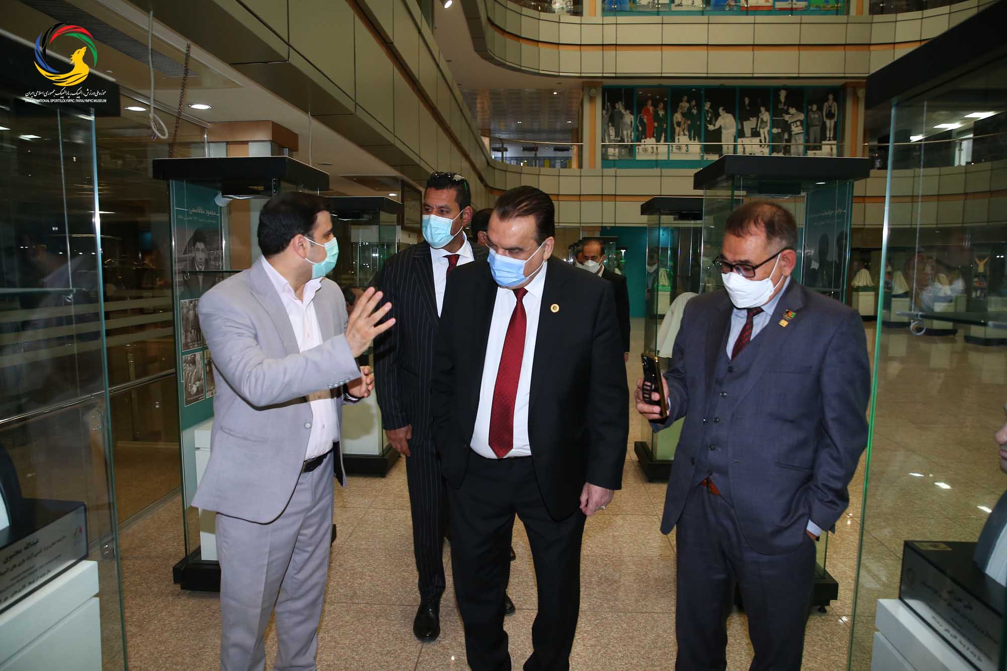 بازدید وزیر و رئیس کمیته ملی المپیک افغانستان و هیئت همراه از موزه ملی ورزش،المپیک،پارالمپیک