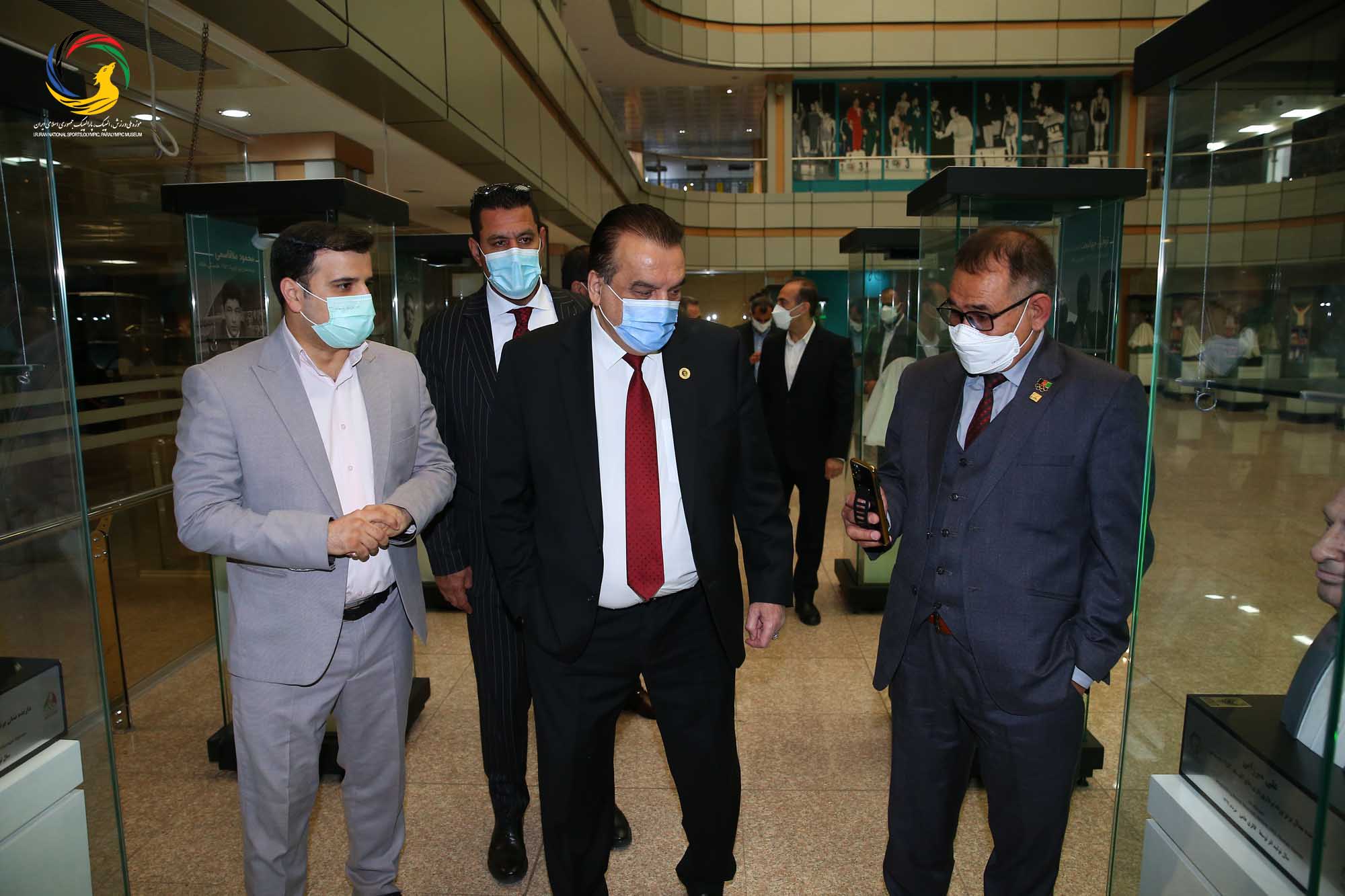 بازدید وزیر و رئیس کمیته ملی المپیک افغانستان و هیئت همراه از موزه ملی ورزش،المپیک،پارالمپیک