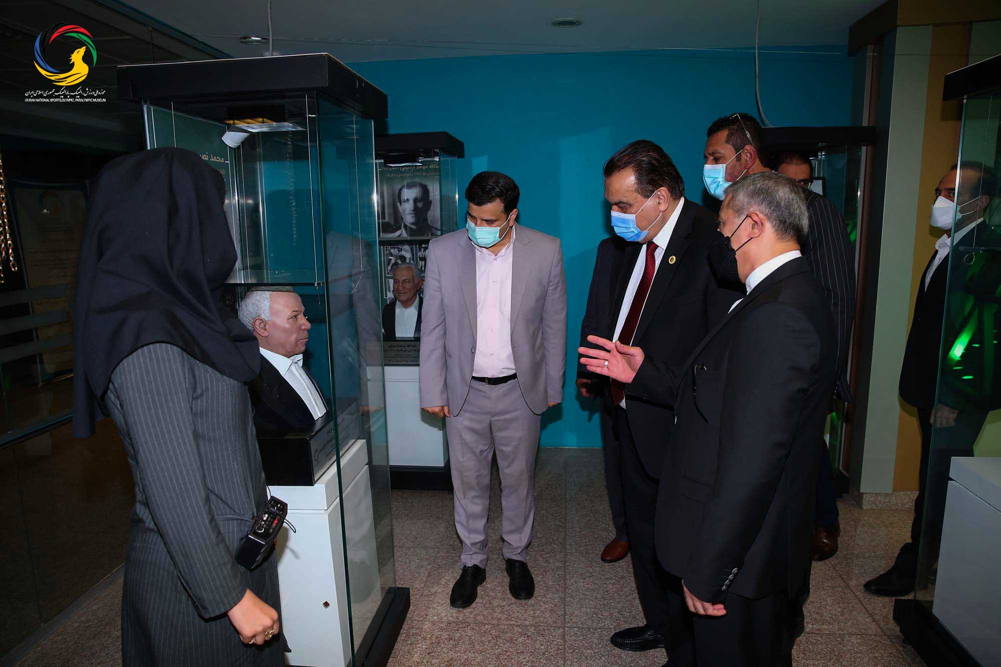 بازدید وزیر و رئیس کمیته ملی المپیک افغانستان و هیئت همراه از موزه ملی ورزش،المپیک،پارالمپیک