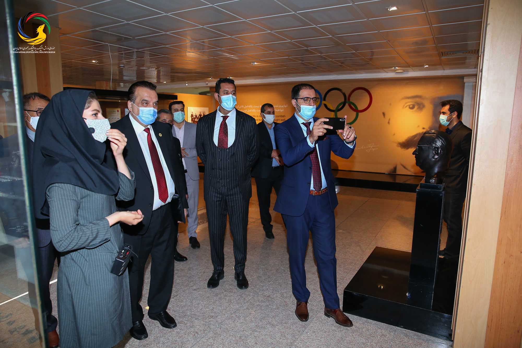 بازدید وزیر و رئیس کمیته ملی المپیک افغانستان و هیئت همراه از موزه ملی ورزش،المپیک،پارالمپیک