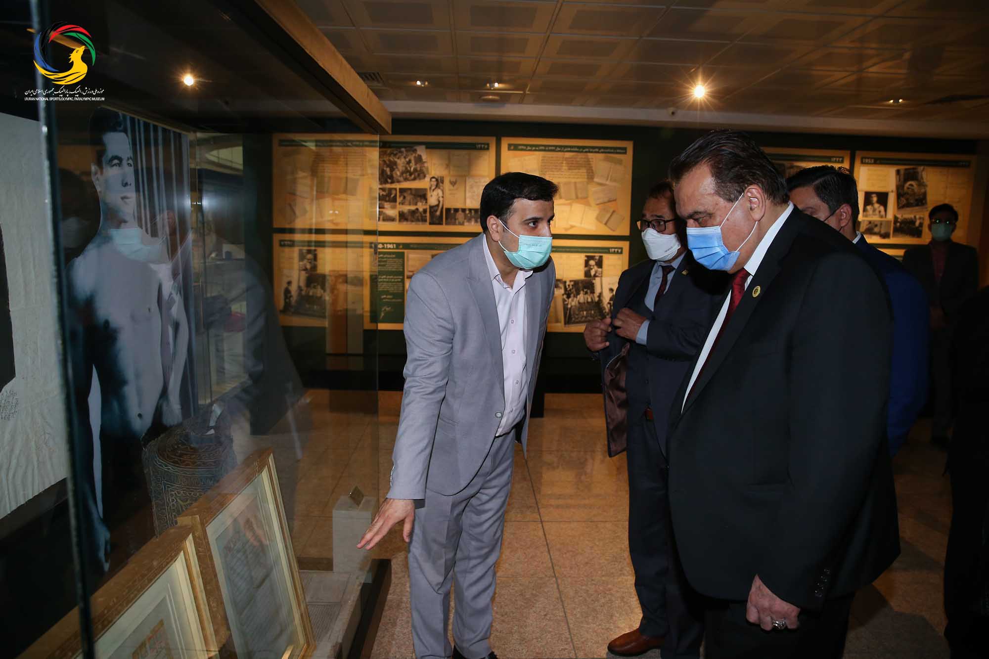 بازدید وزیر و رئیس کمیته ملی المپیک افغانستان و هیئت همراه از موزه ملی ورزش،المپیک،پارالمپیک