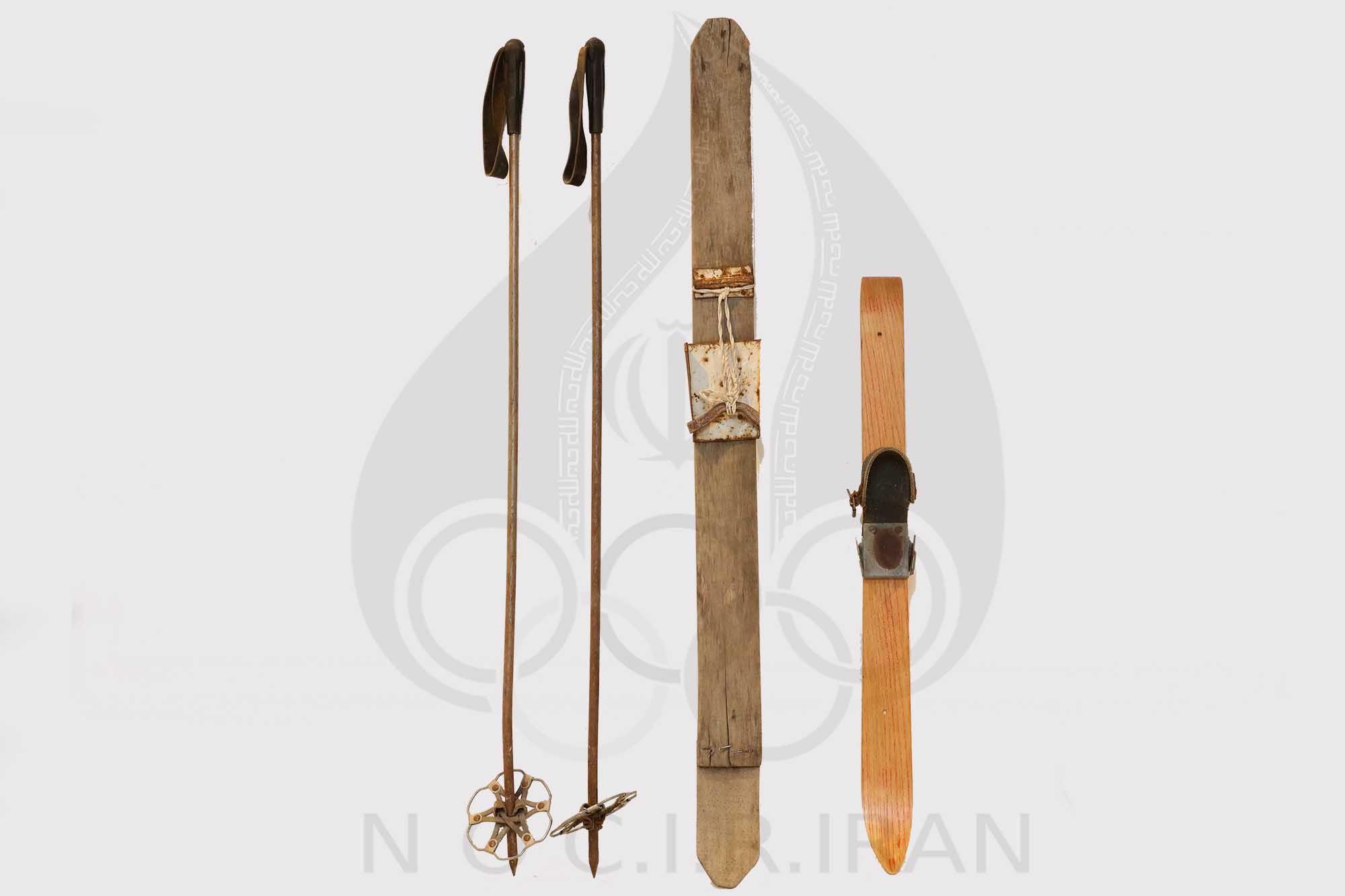 چوب اسکی متعلق به سال ۱۳۲۸