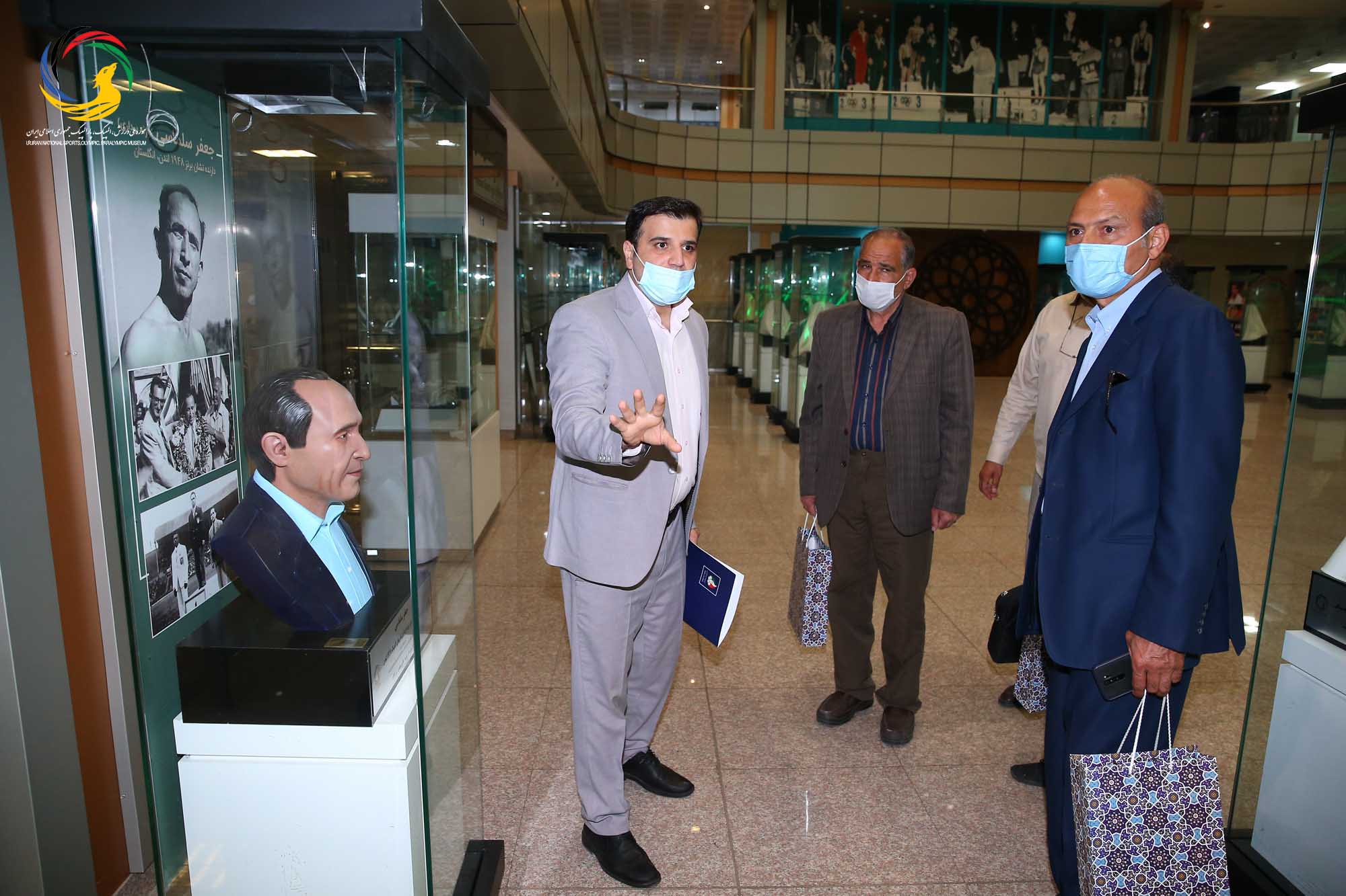 بازدید کانون مربیان فوتبال از موزه ملی ورزش،المپیک،پارالمپیک