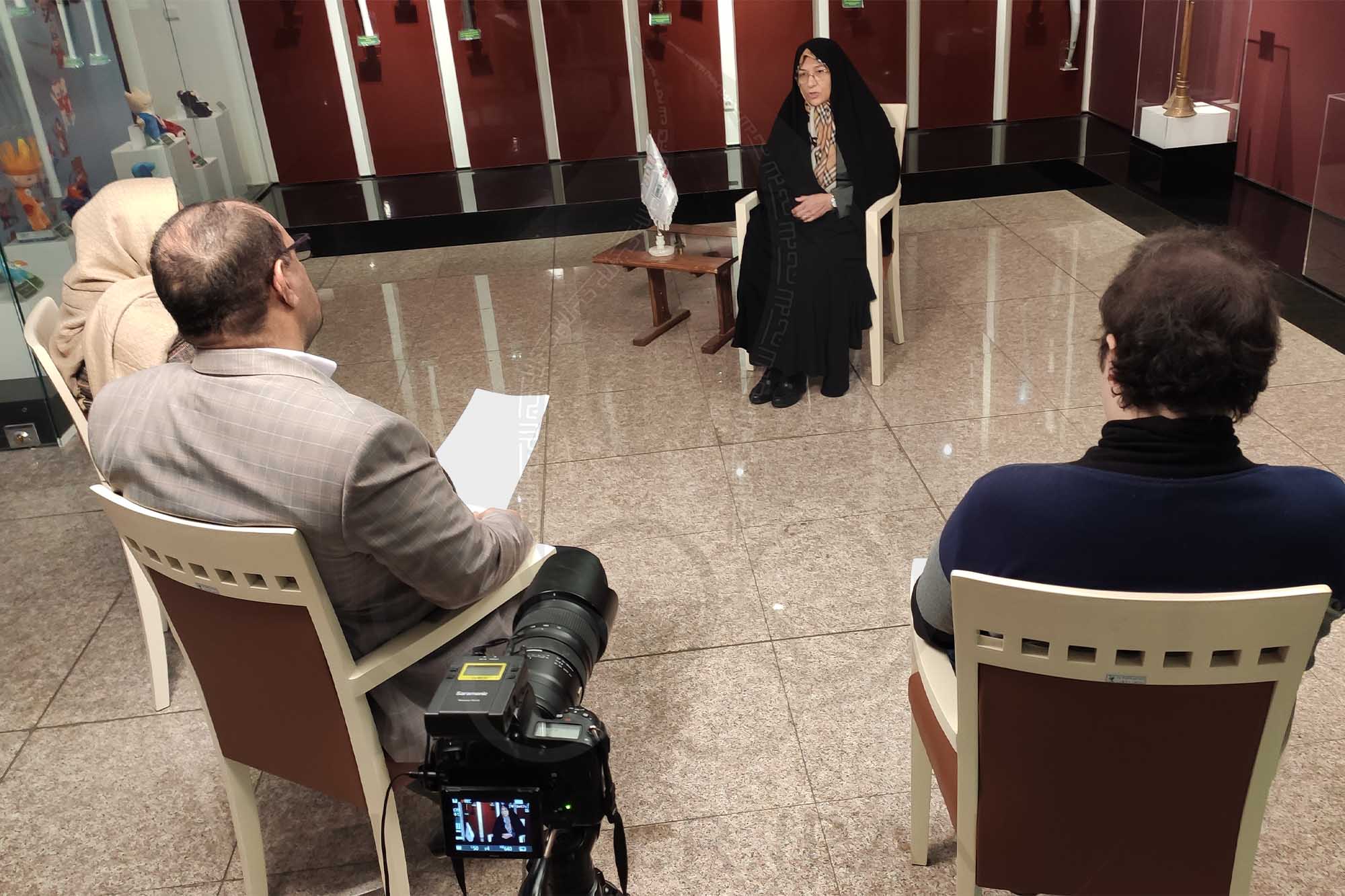 طاهره طاهریان