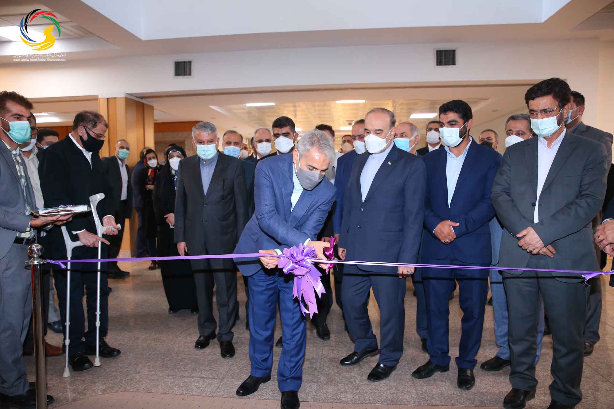 آئین رونمایی از سردیس ده نفر از قهرمانان تاریخ المپیک و پارالمپیک