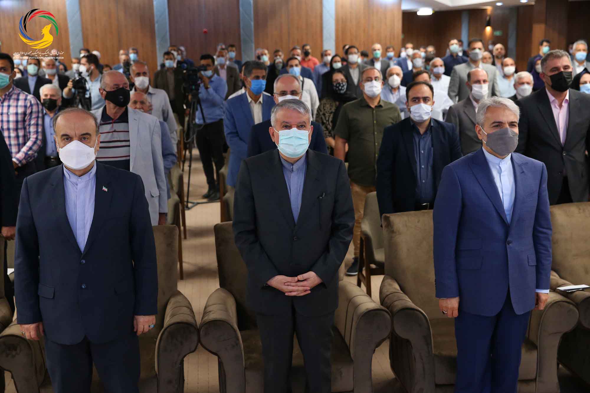 آئین رونمایی از سردیس ده نفر از قهرمانان تاریخ المپیک و پارالمپیک