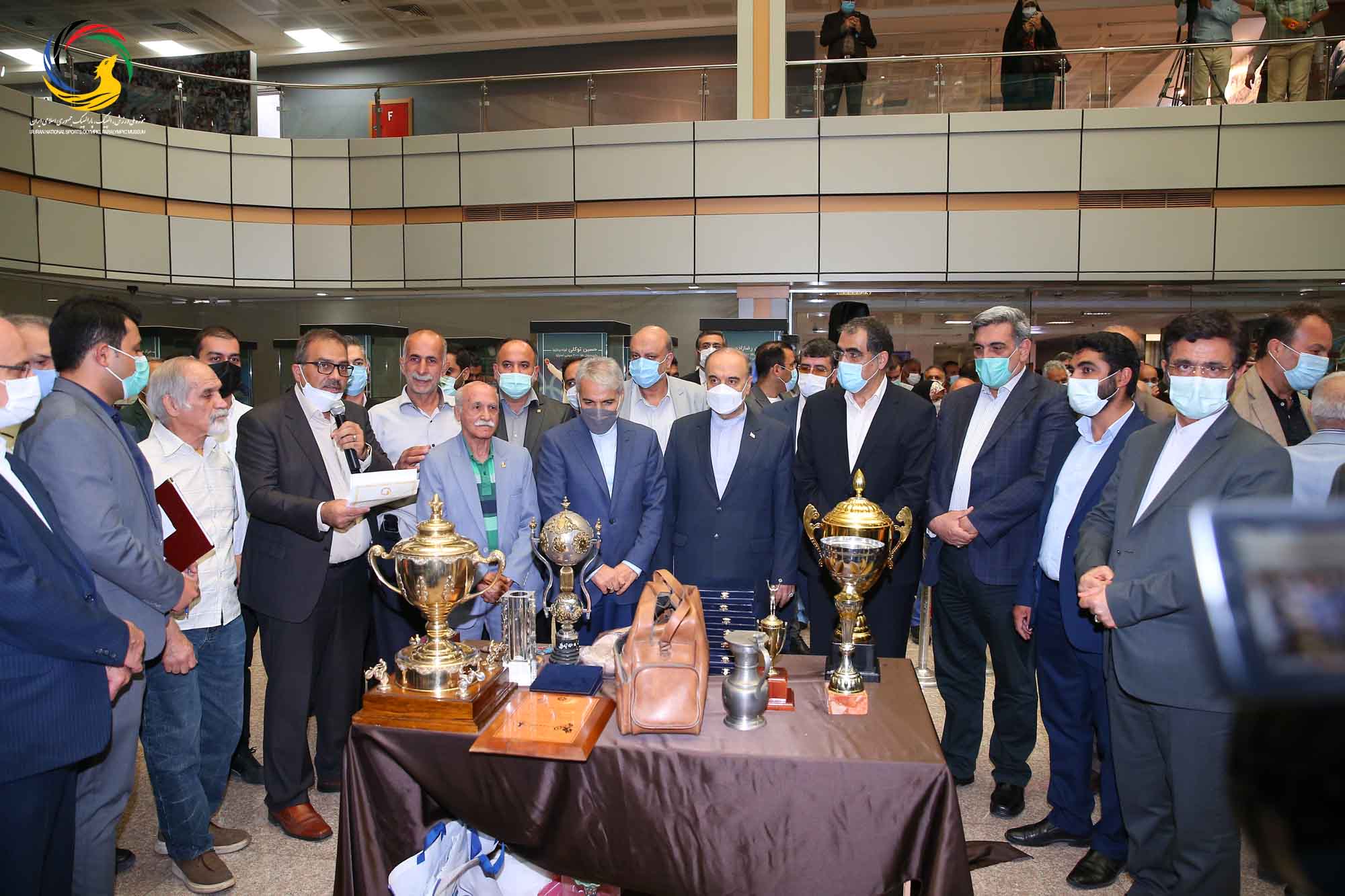 آئین رونمایی از سردیس ده نفر از قهرمانان تاریخ المپیک و پارالمپیک