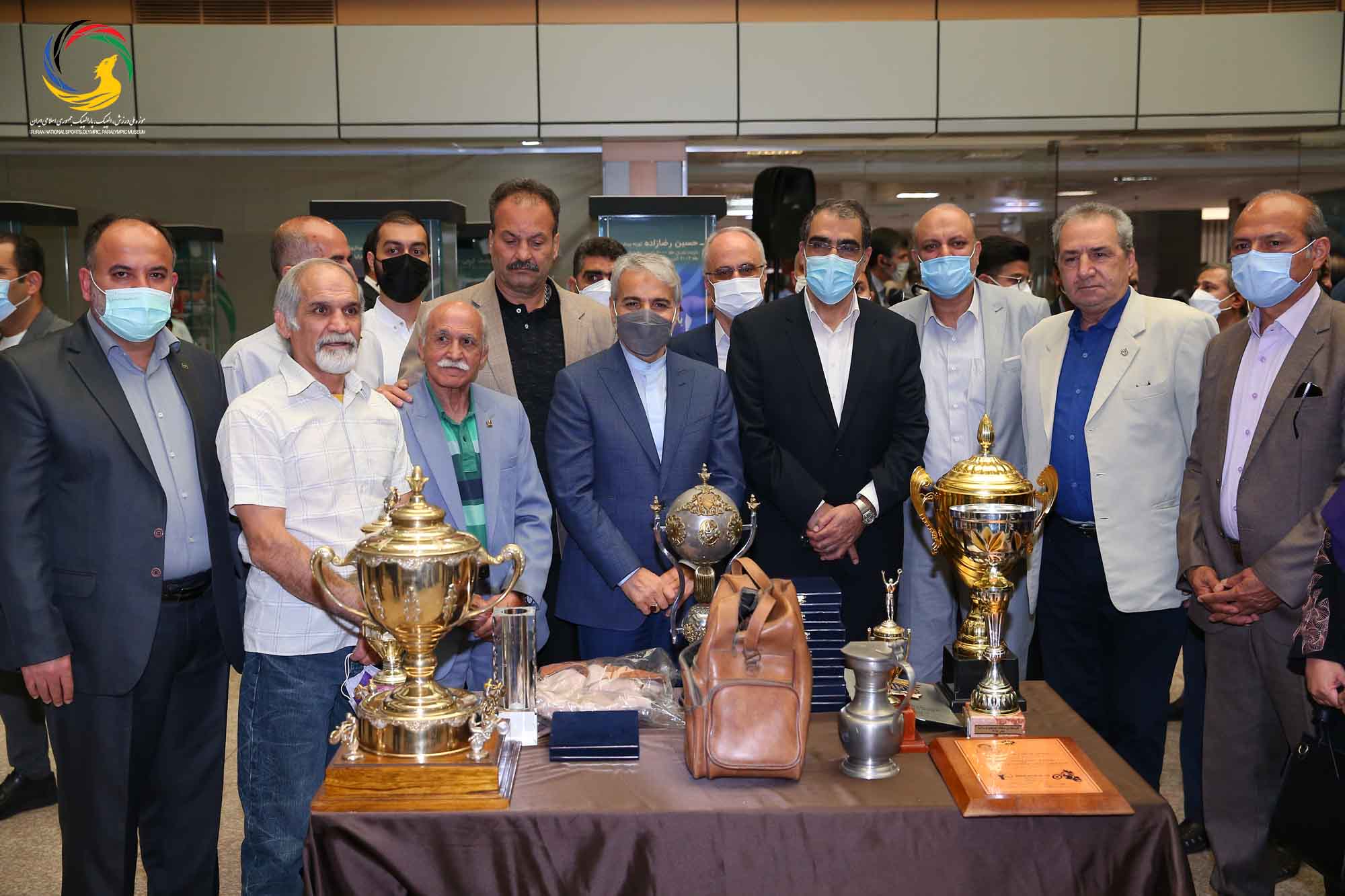 آئین رونمایی از سردیس ده نفر از قهرمانان تاریخ المپیک و پارالمپیک