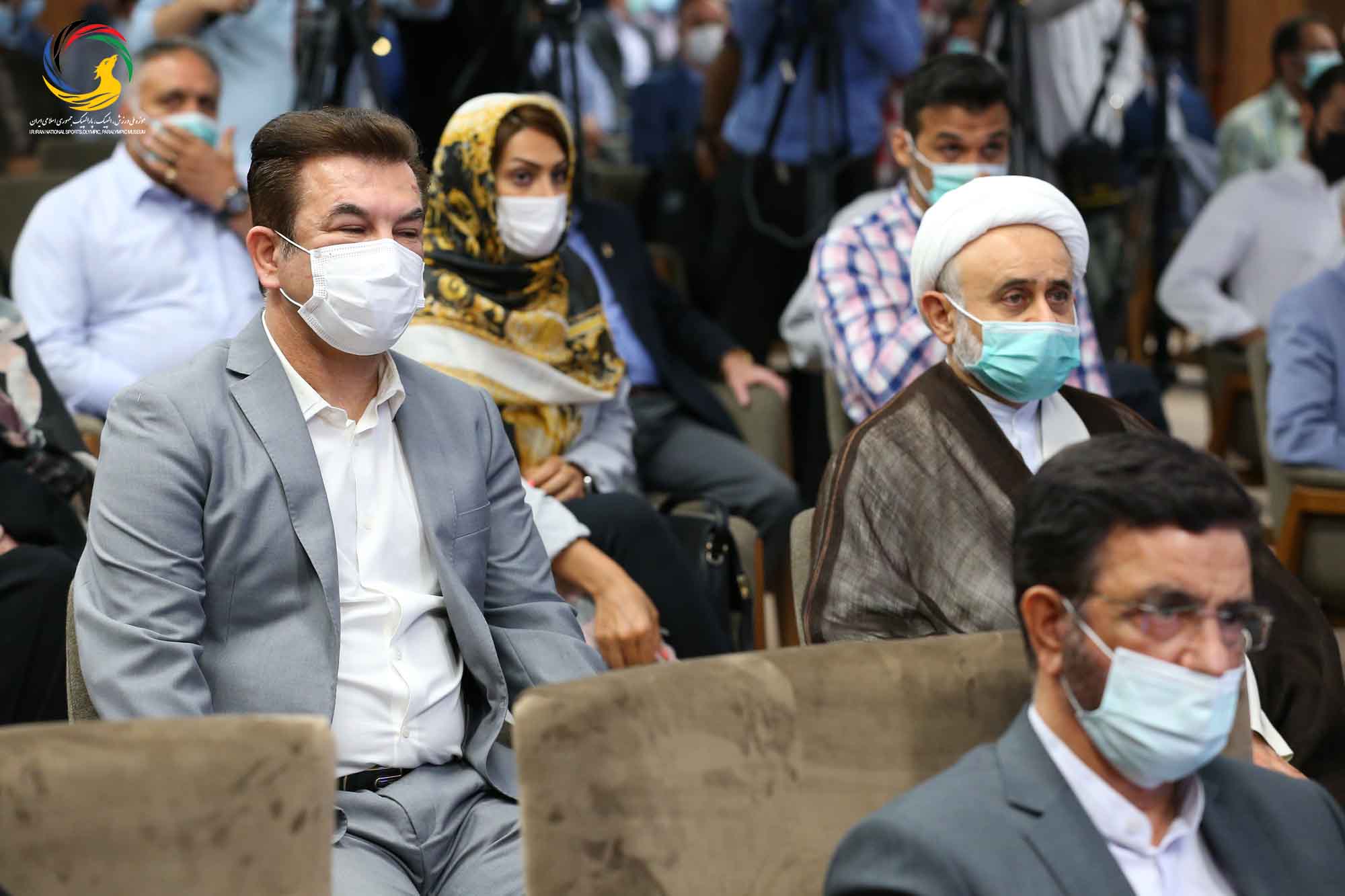 آئین رونمایی از سردیس ده نفر از قهرمانان تاریخ المپیک و پارالمپیک