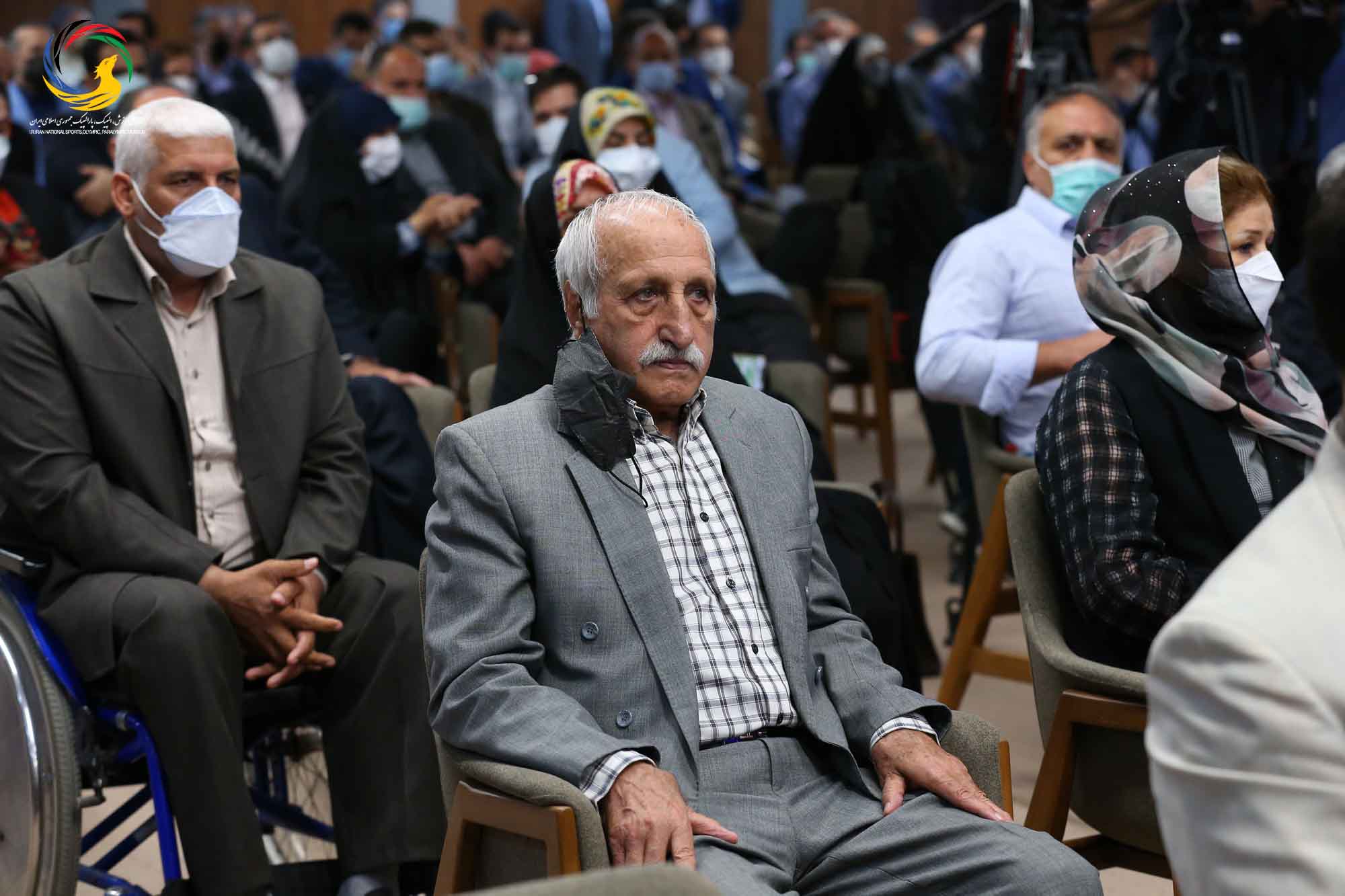 آئین رونمایی از سردیس ده نفر از قهرمانان تاریخ المپیک و پارالمپیک